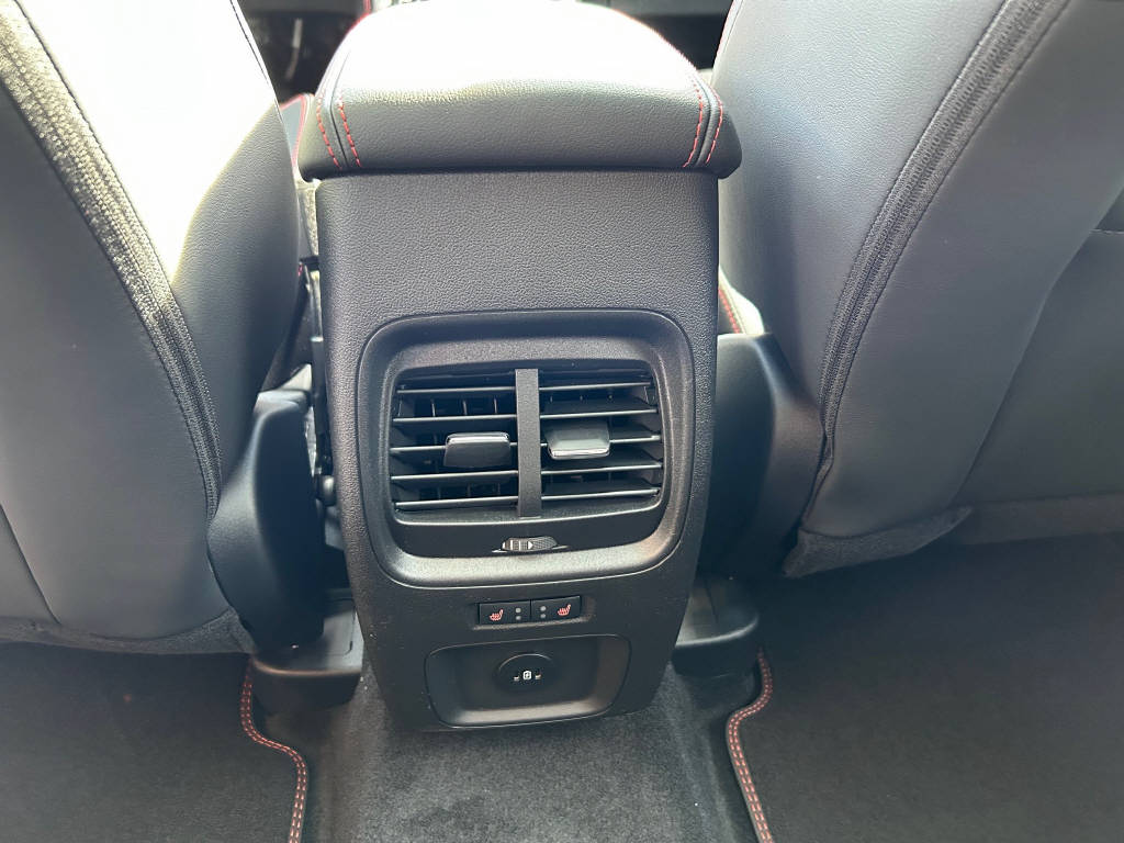 FORD Kuga 2.5 Hybrid ST-Line X 4x4-image-15