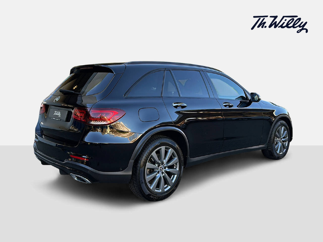 MERCEDES-BENZ GLC 400 d AMG Line 4m-image-4