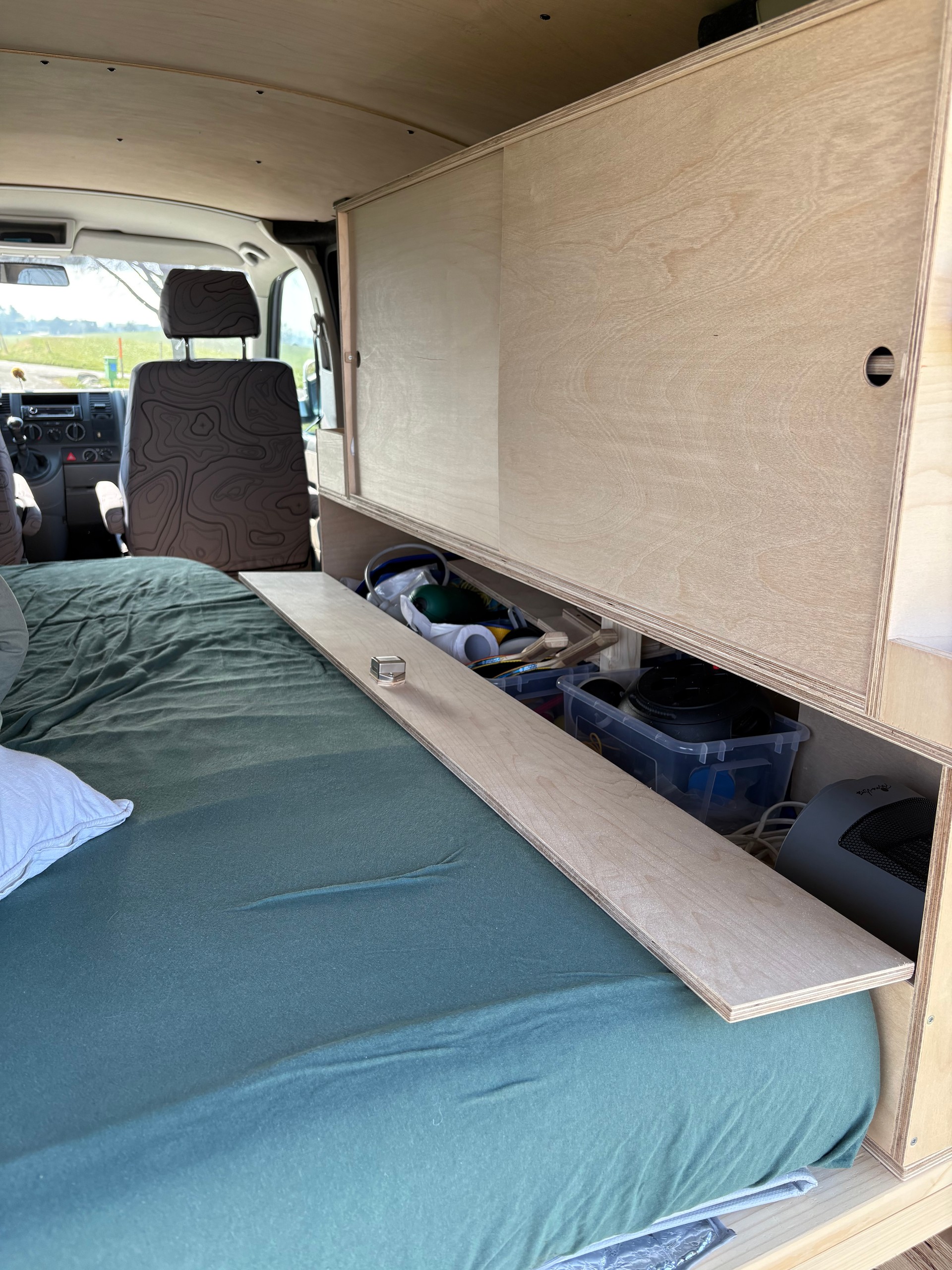 VW T5 2.5 TDI-image-13