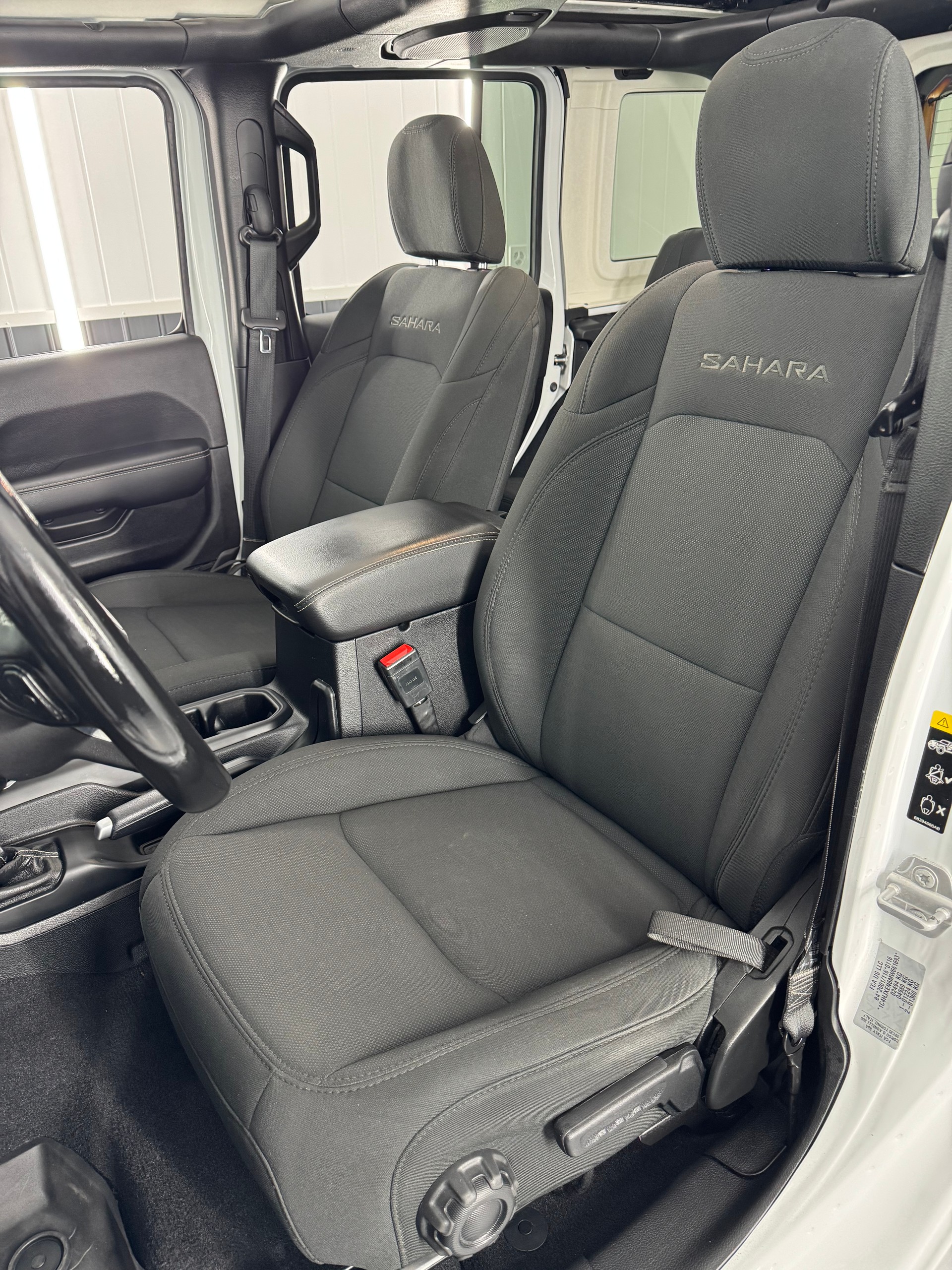 JEEP Wrangler 2.0 Unlimited Sahara Automatic-image-11