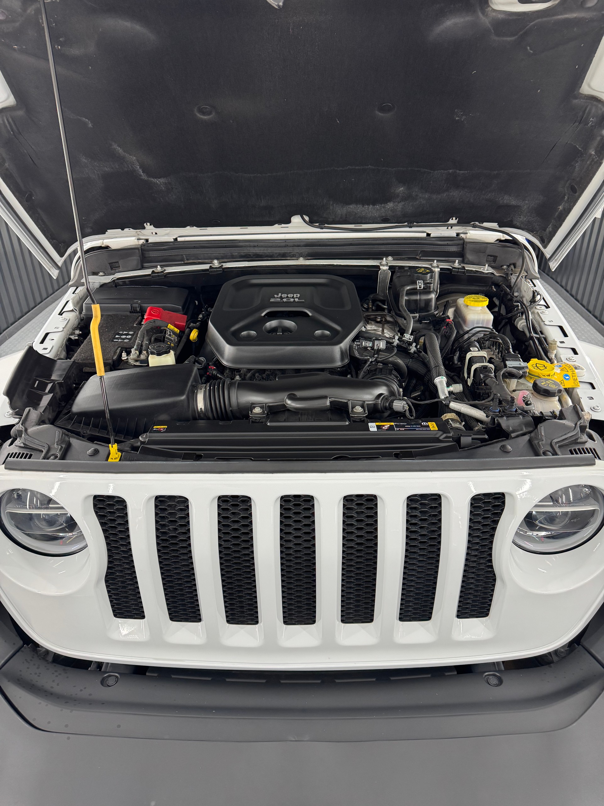 JEEP Wrangler 2.0 Unlimited Sahara Automatic-image-12