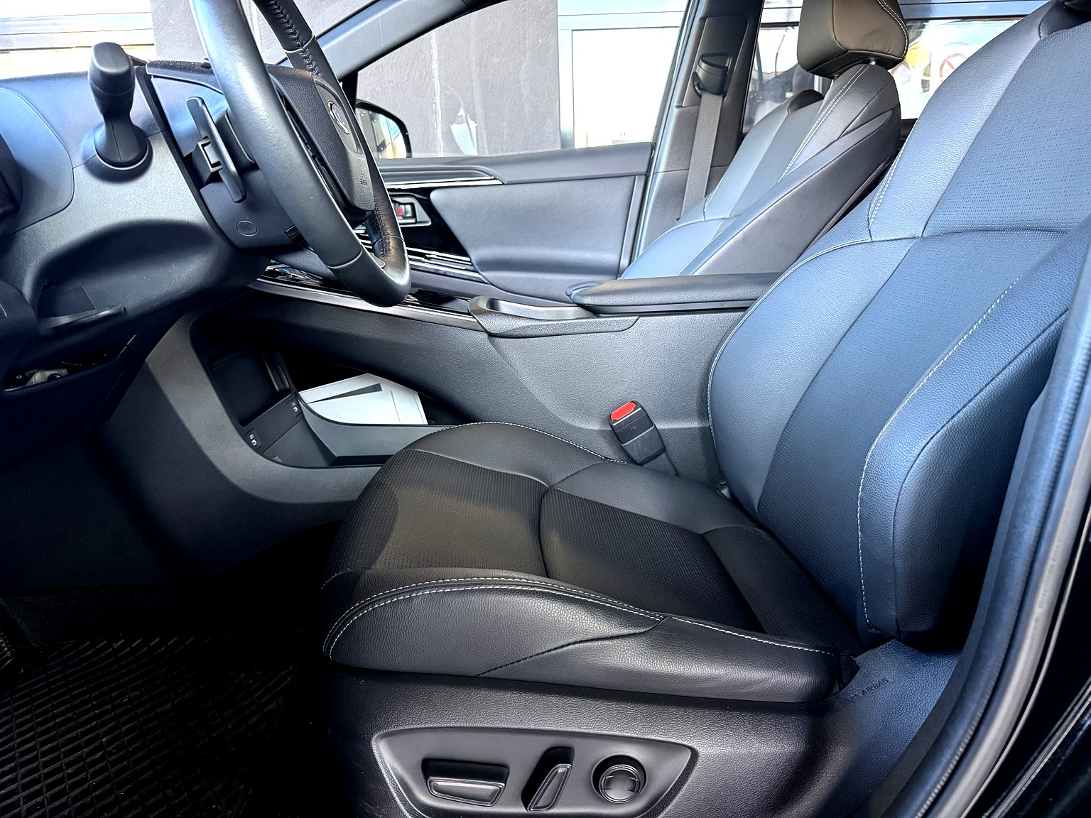 SUBARU Solterra eV Luxury 71,4kWh AWD-image-13