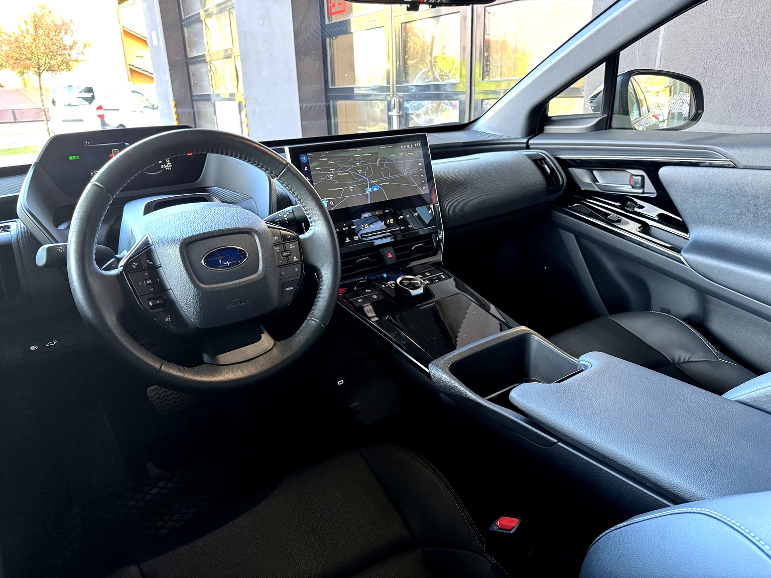 SUBARU Solterra eV Luxury 71,4kWh AWD-image-9