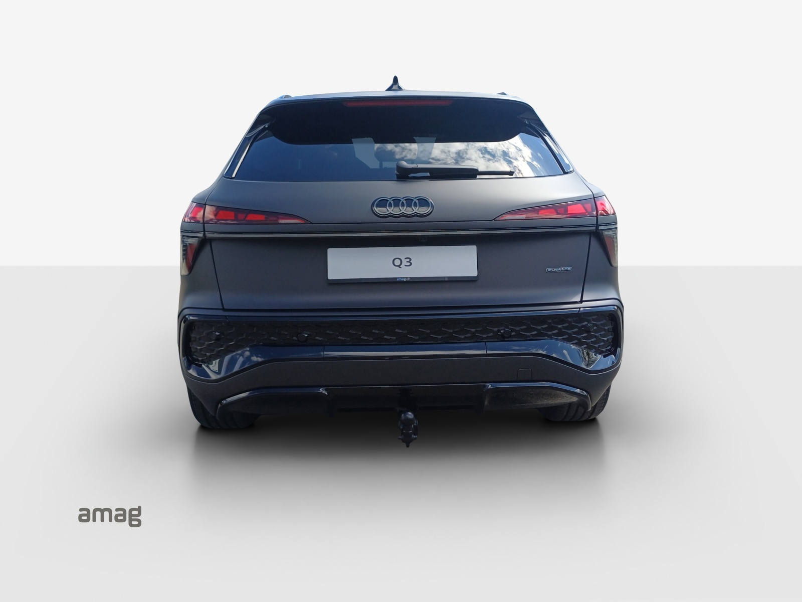AUDI Q3 SUV TFSI quattro 195 kW S tronic-image-3