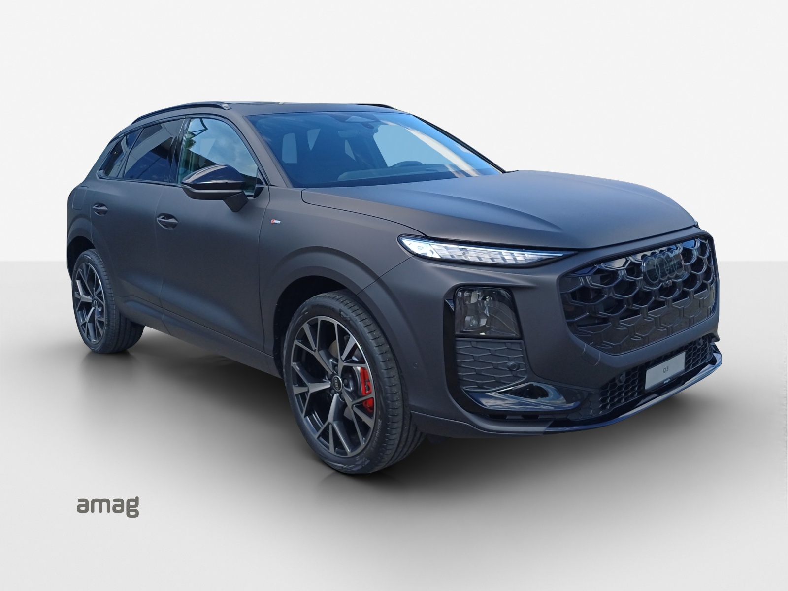 AUDI Q3 SUV TFSI quattro 195 kW S tronic-image-5