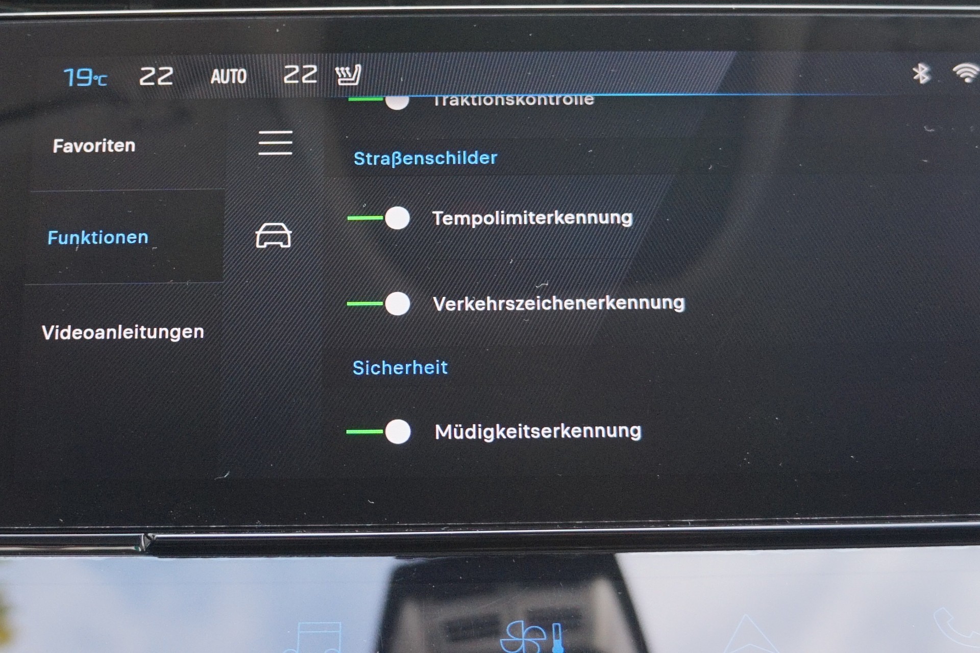 PEUGEOT 308 SW 1.5 BlueHDI Allure Pack EAT8 ** ASSISTENZ PAKET - KEYLESS - TOTENWINKELASSIS - APPLE CAR PLAY -GARATNTIE BIS 04.2027**-image-23