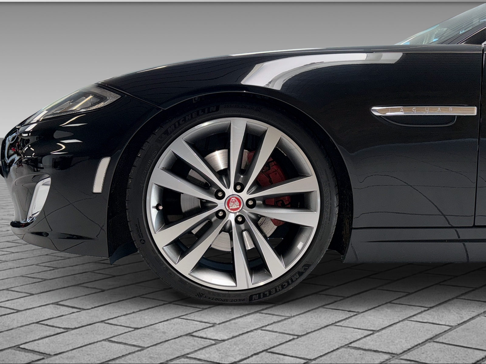 JAGUAR XK Coupé 5.0 V8-showroom-element-3
