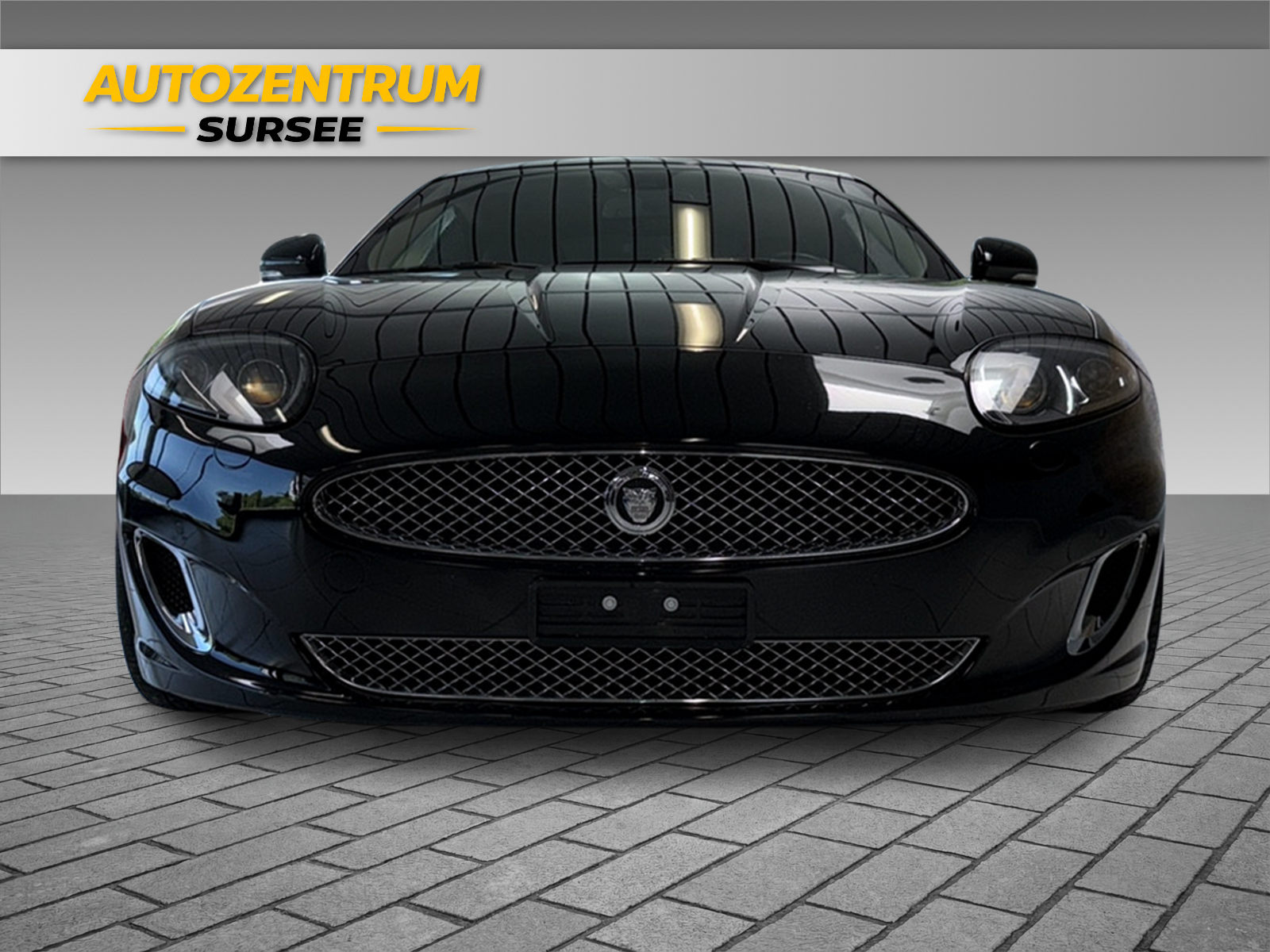 JAGUAR XK Coupé 5.0 V8-image-4