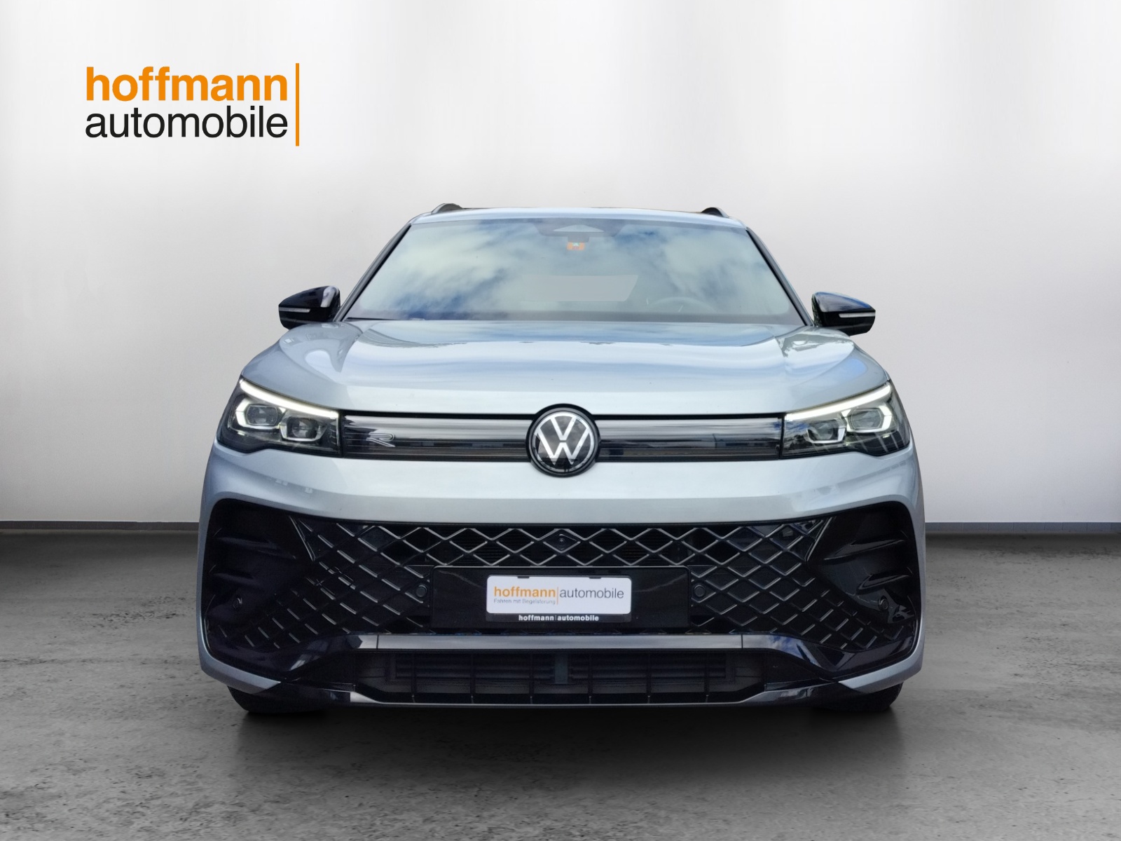 VW Tiguan 1.5 TSI evo2 mHEV R-Line DSG-showroom-element-1