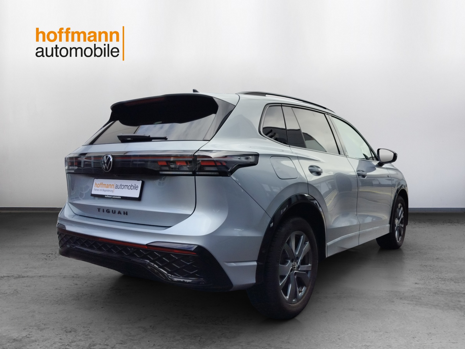 VW Tiguan 1.5 TSI evo2 mHEV R-Line DSG-showroom-element-3