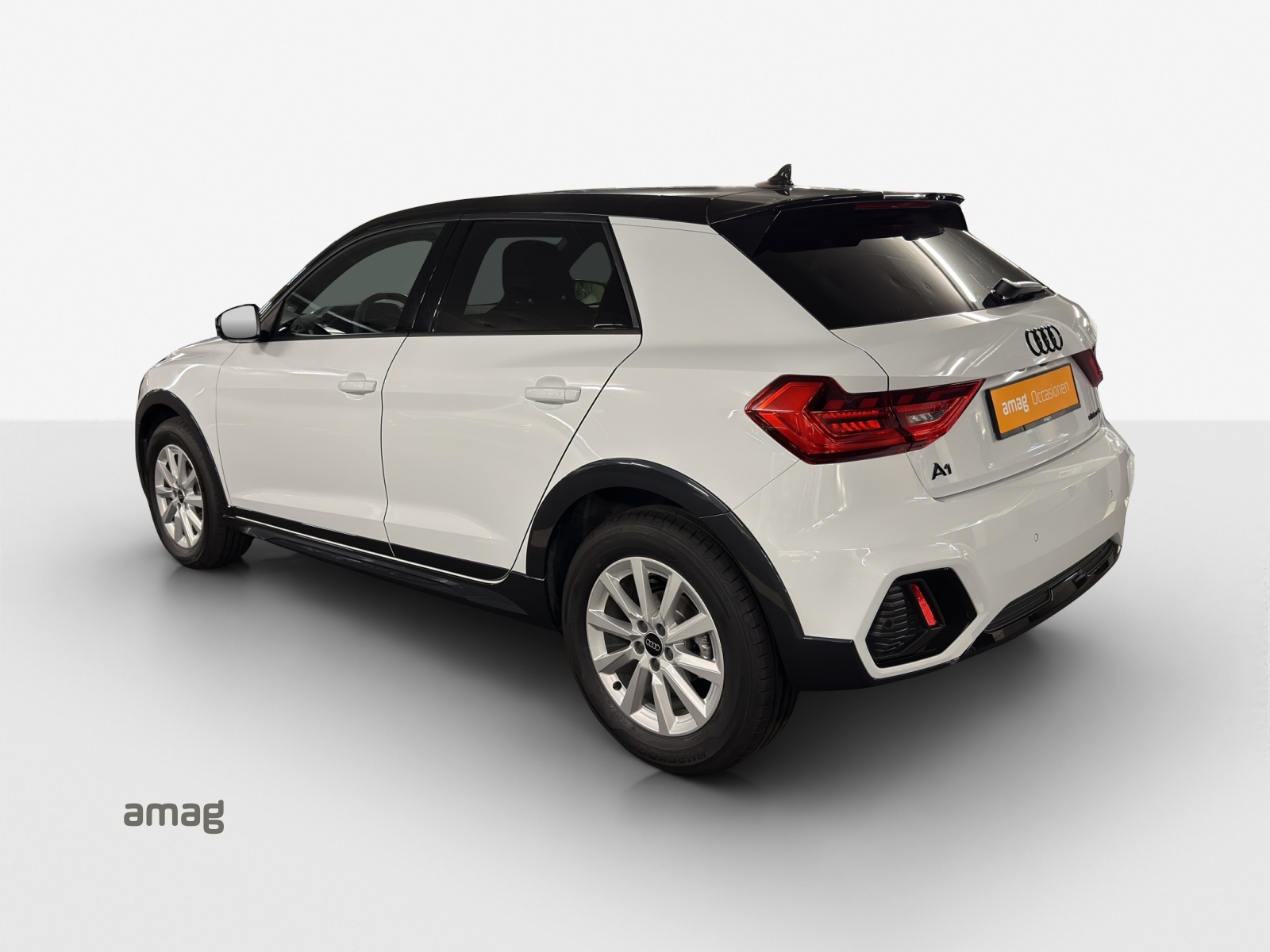 AUDI A1 allstreet 30 TFSI Attraction S-tronic-showroom-element-2