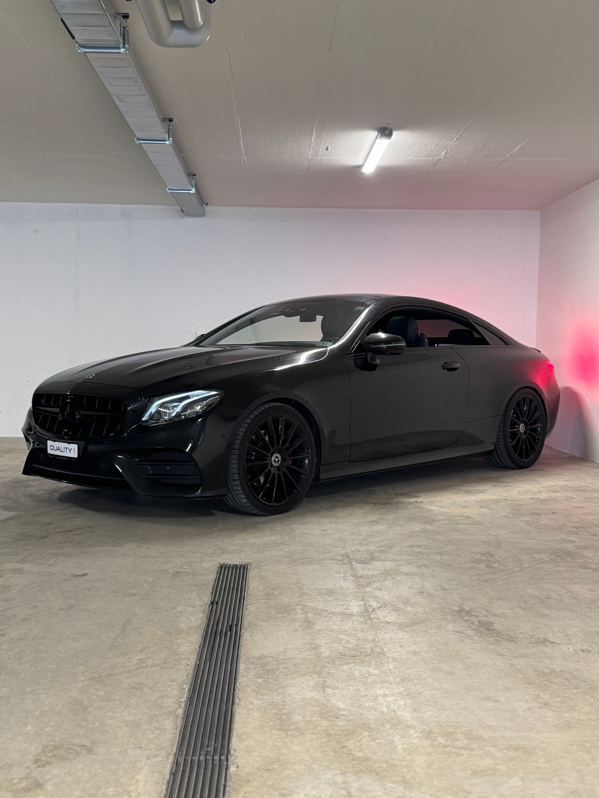 MERCEDES-BENZ E 200 Coupé AMG Line 4 Matic 9G-Tronic