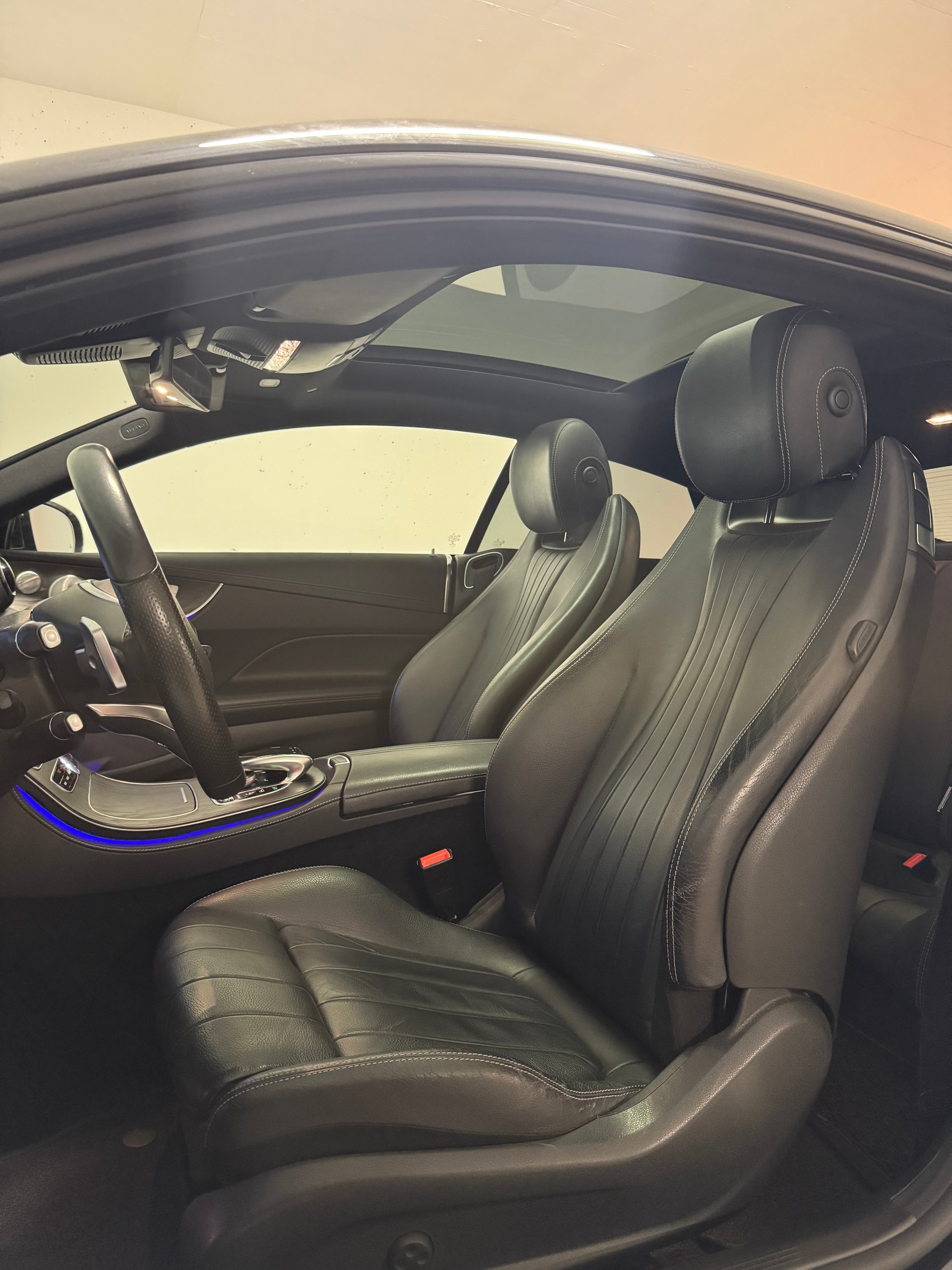 MERCEDES-BENZ E 200 Coupé AMG Line 4 Matic 9G-Tronic-image-9