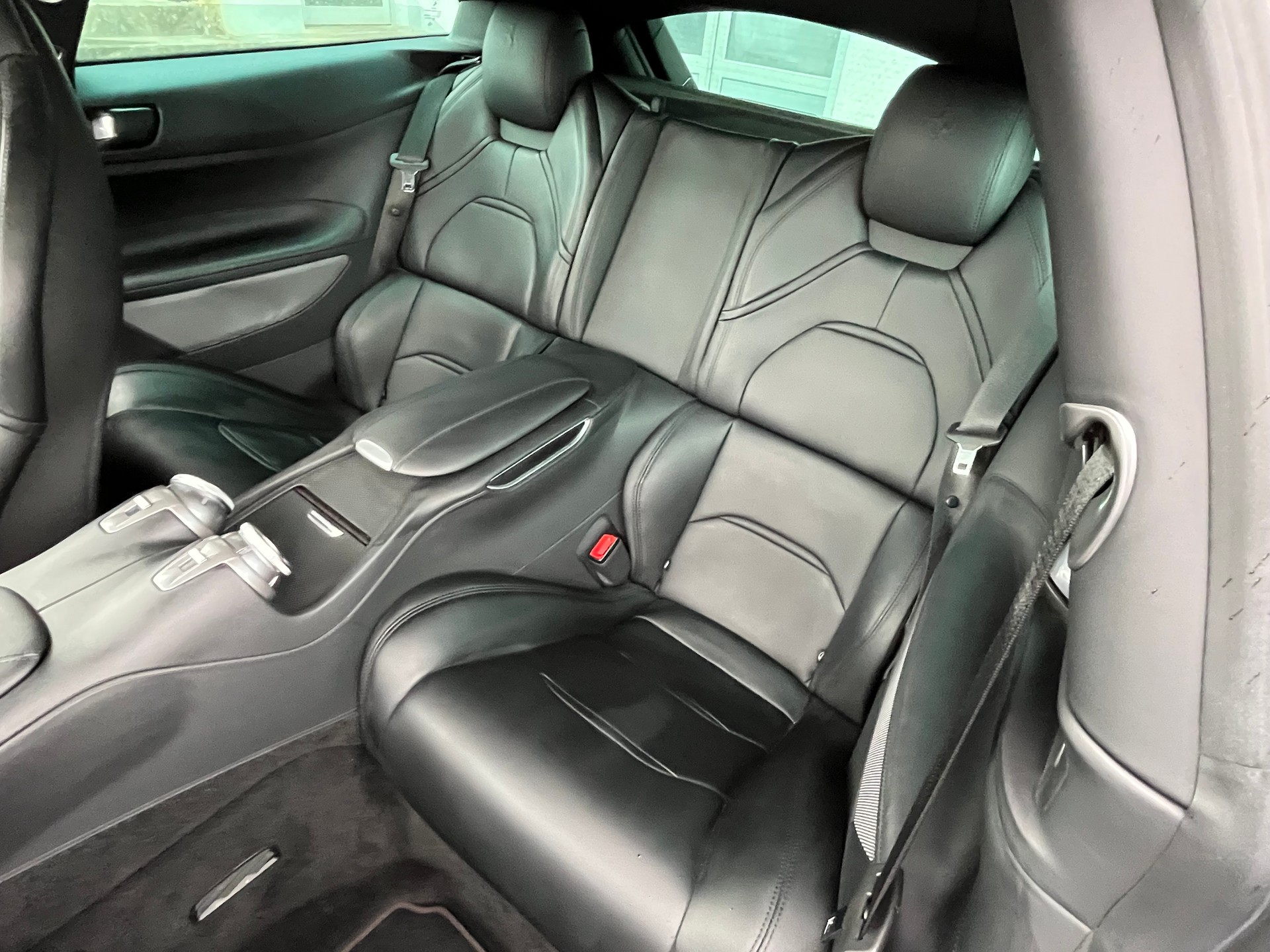 FERRARI GTC 4 Lusso T+++WENIG KM+++-image-9