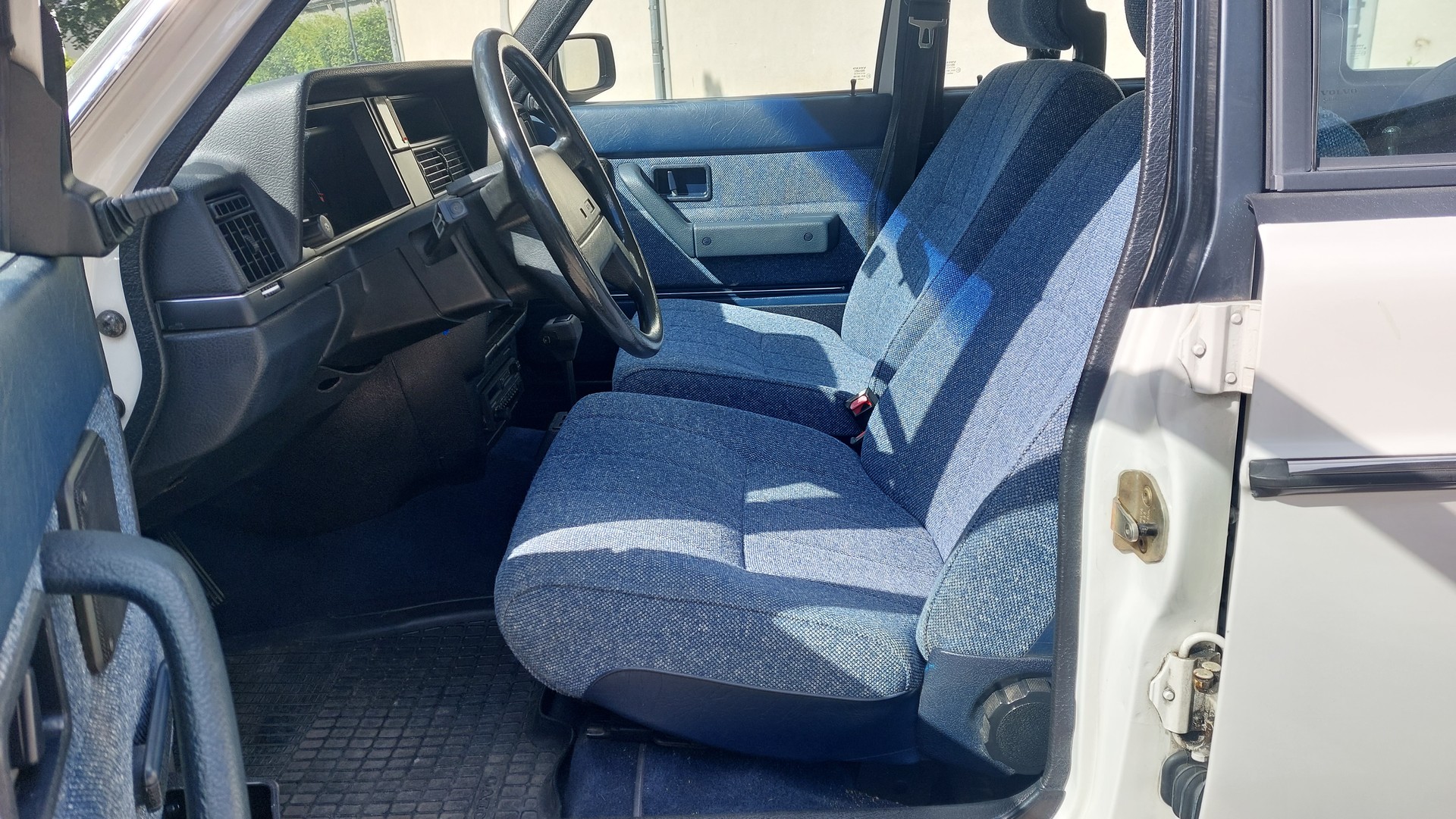 VOLVO 240 2.3 Classic-image-8