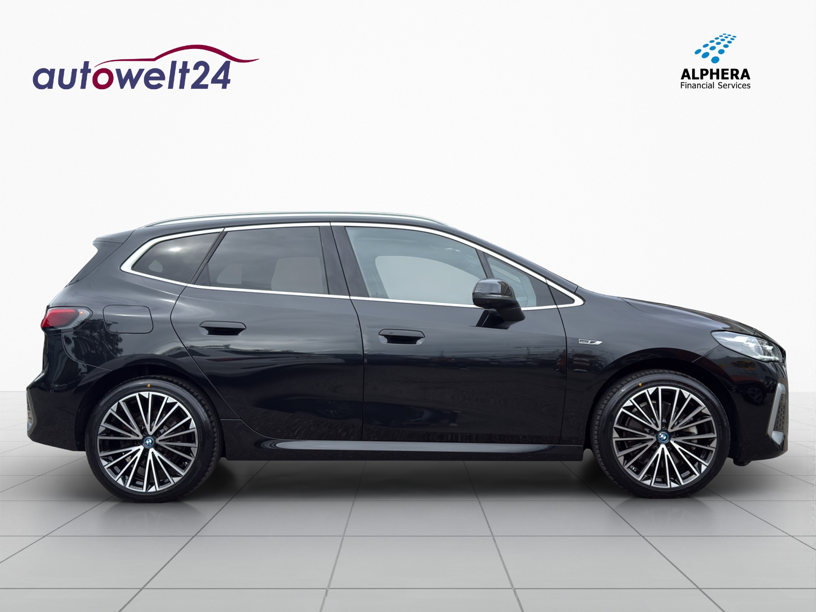 BMW 230e xDrive Active Tourer M Sport-image-4