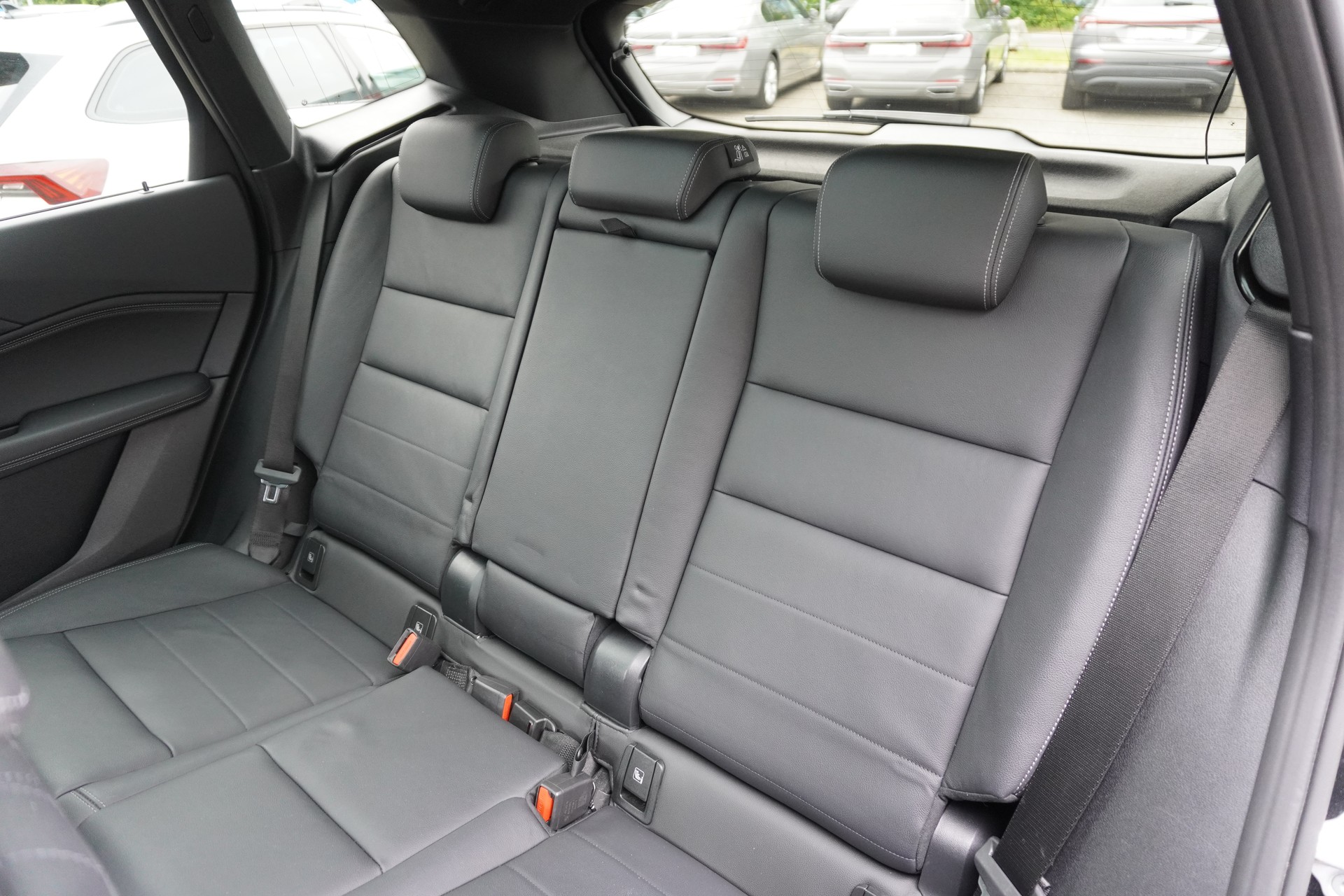 BMW 230e xDrive Active Tourer M Sport-image-16