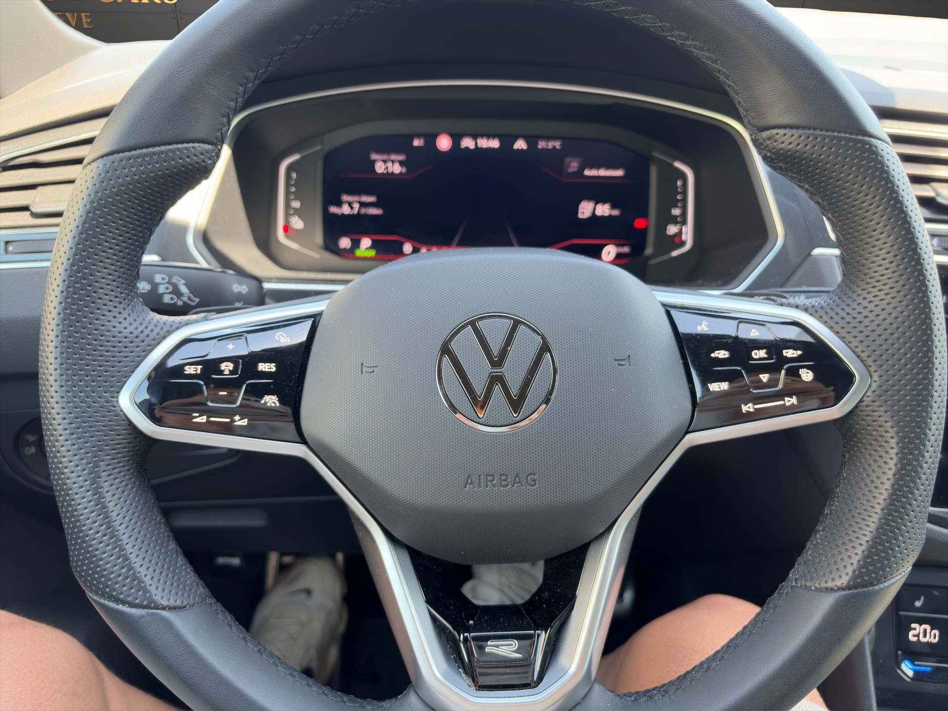 VW Tiguan 1.4TSI PHEV R-Line DSG-image-22