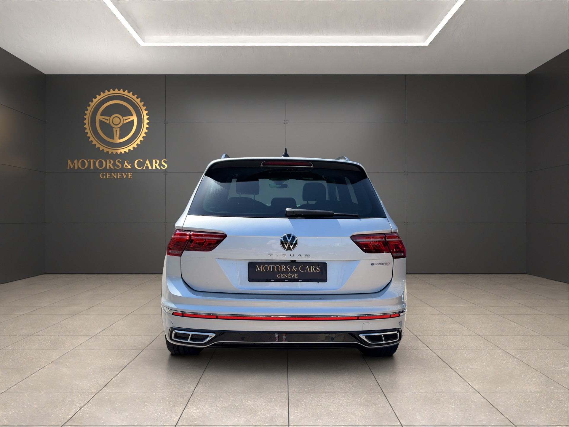 VW Tiguan 1.4TSI PHEV R-Line DSG-showroom-element-3