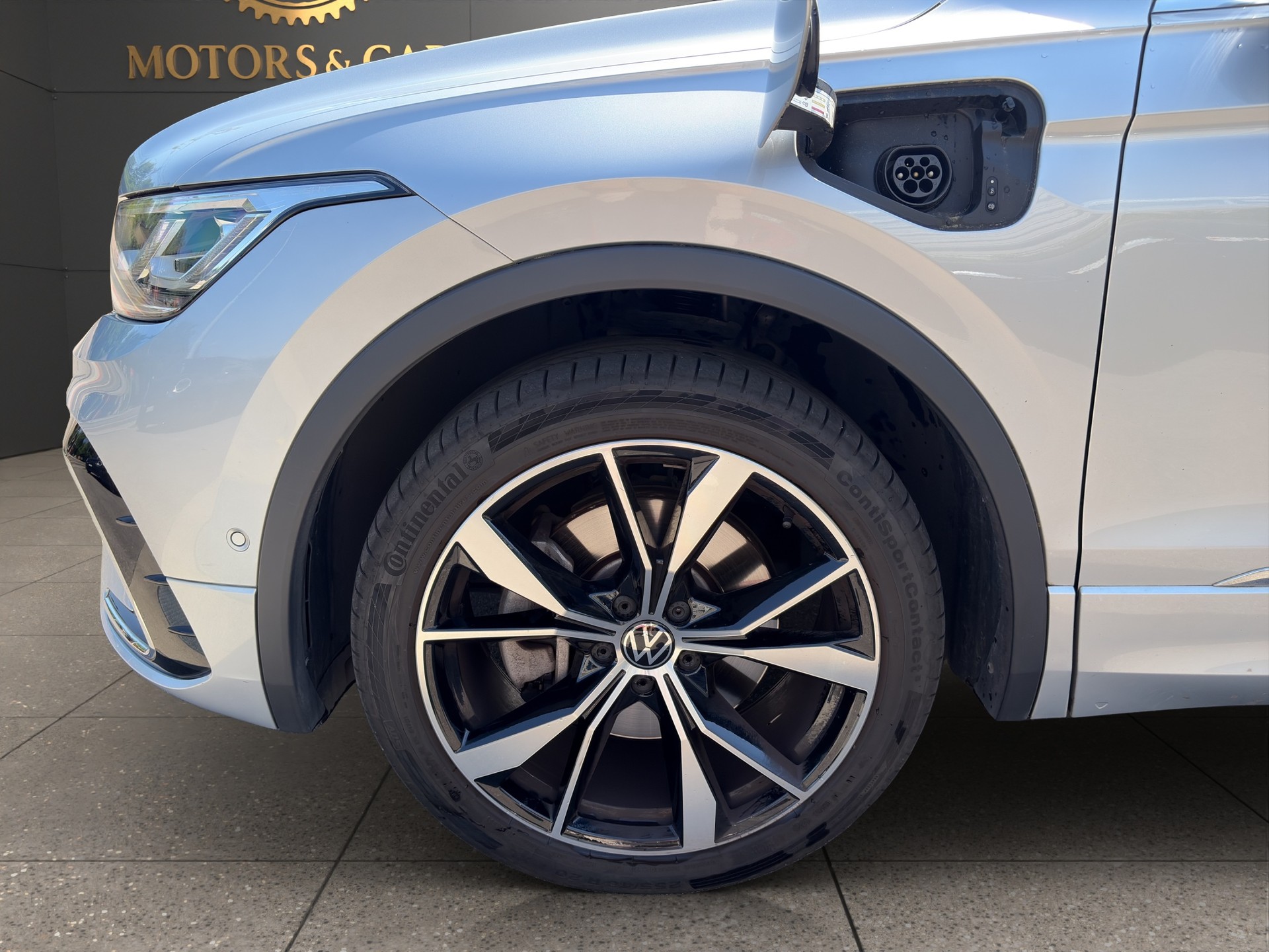 VW Tiguan 1.4TSI PHEV R-Line DSG-image-8