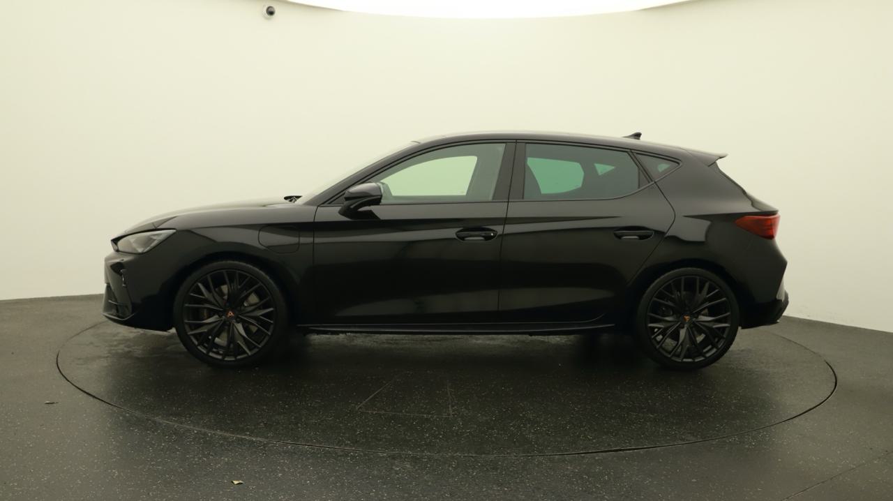 CUPRA LEON 1.5 e-HYBRID pHEV VZ Black Edition-showroom-element-1