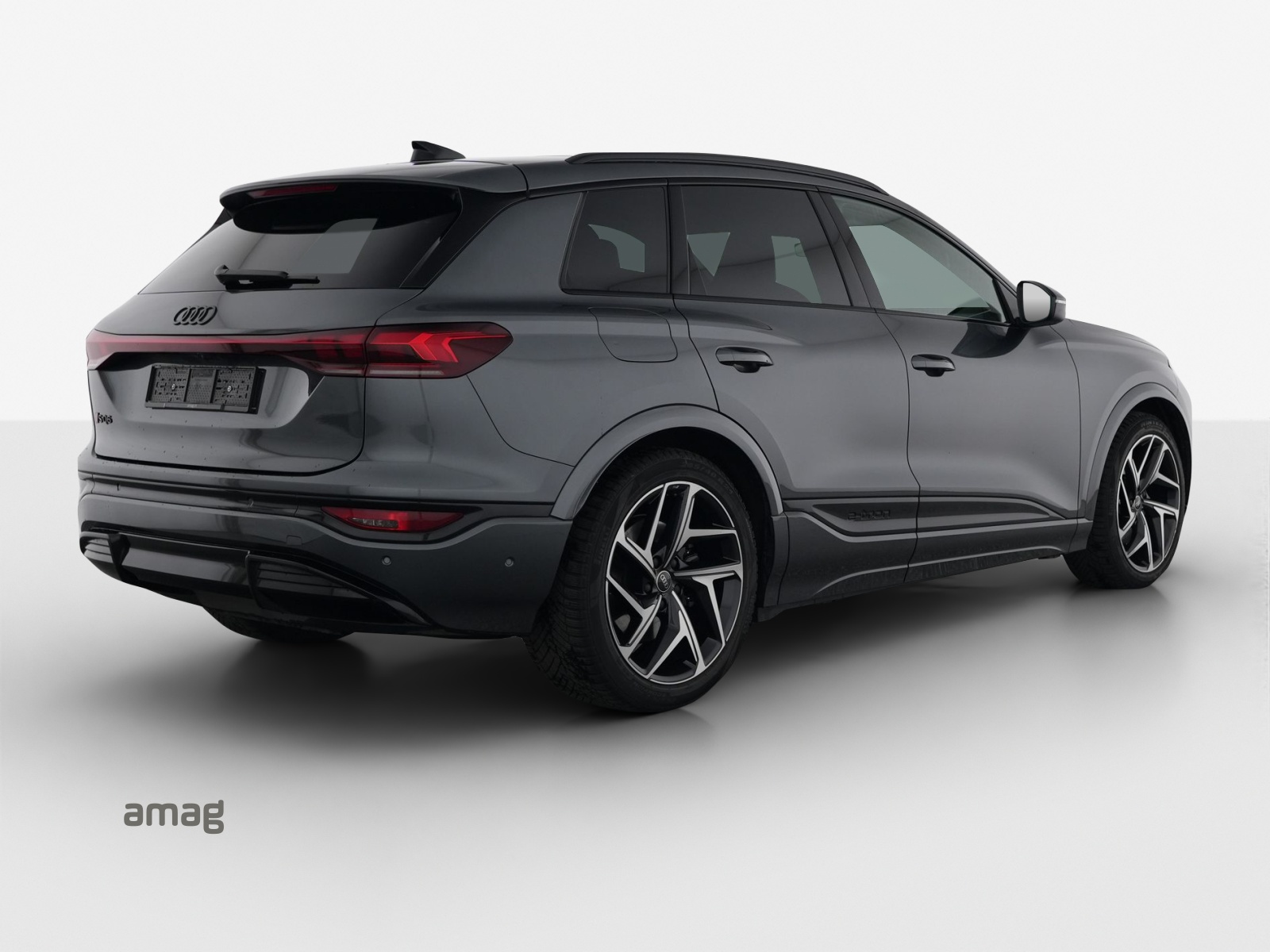 AUDI SQ6 e-tron quattro-showroom-element-3