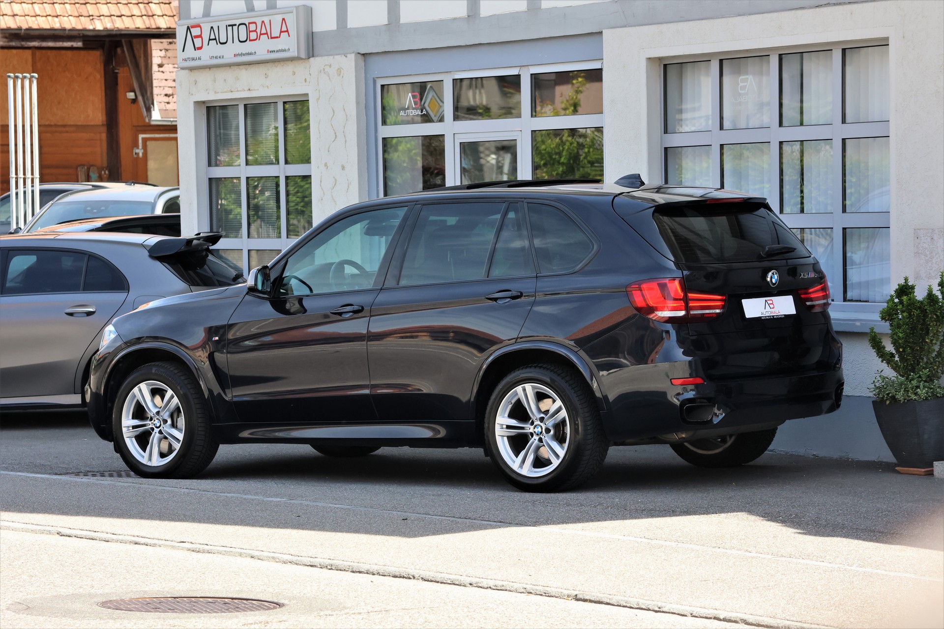 BMW X5 xDrive M50d Steptronic (CH)-image-4