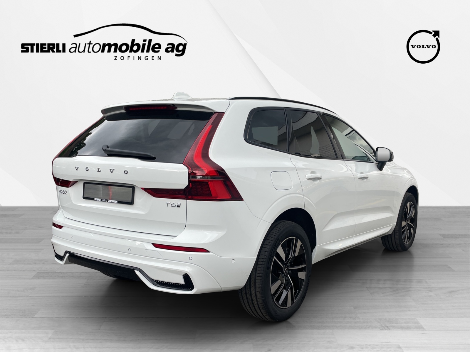 VOLVO XC60 2.0 T6 TE Plus Dark eAWD-image-4