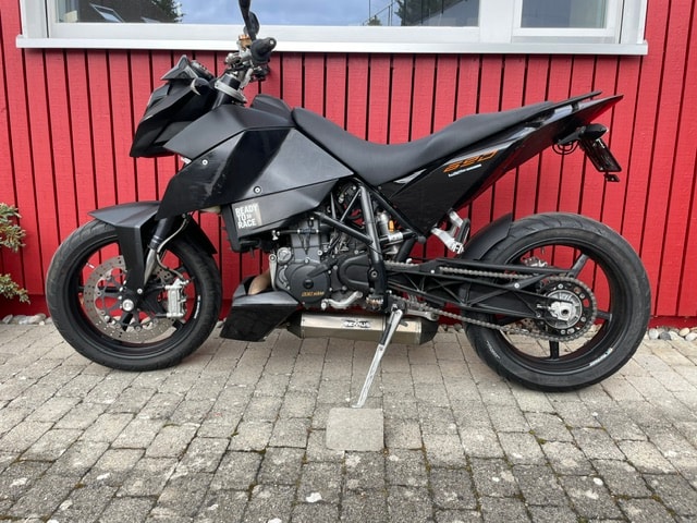 KTM 690 Duke III (25kW)-image-0
