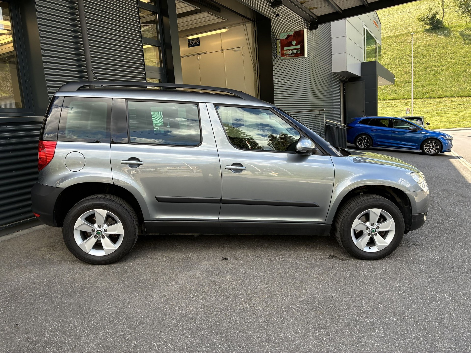 SKODA Yeti 1.8 TSI Active 4x4-image-4