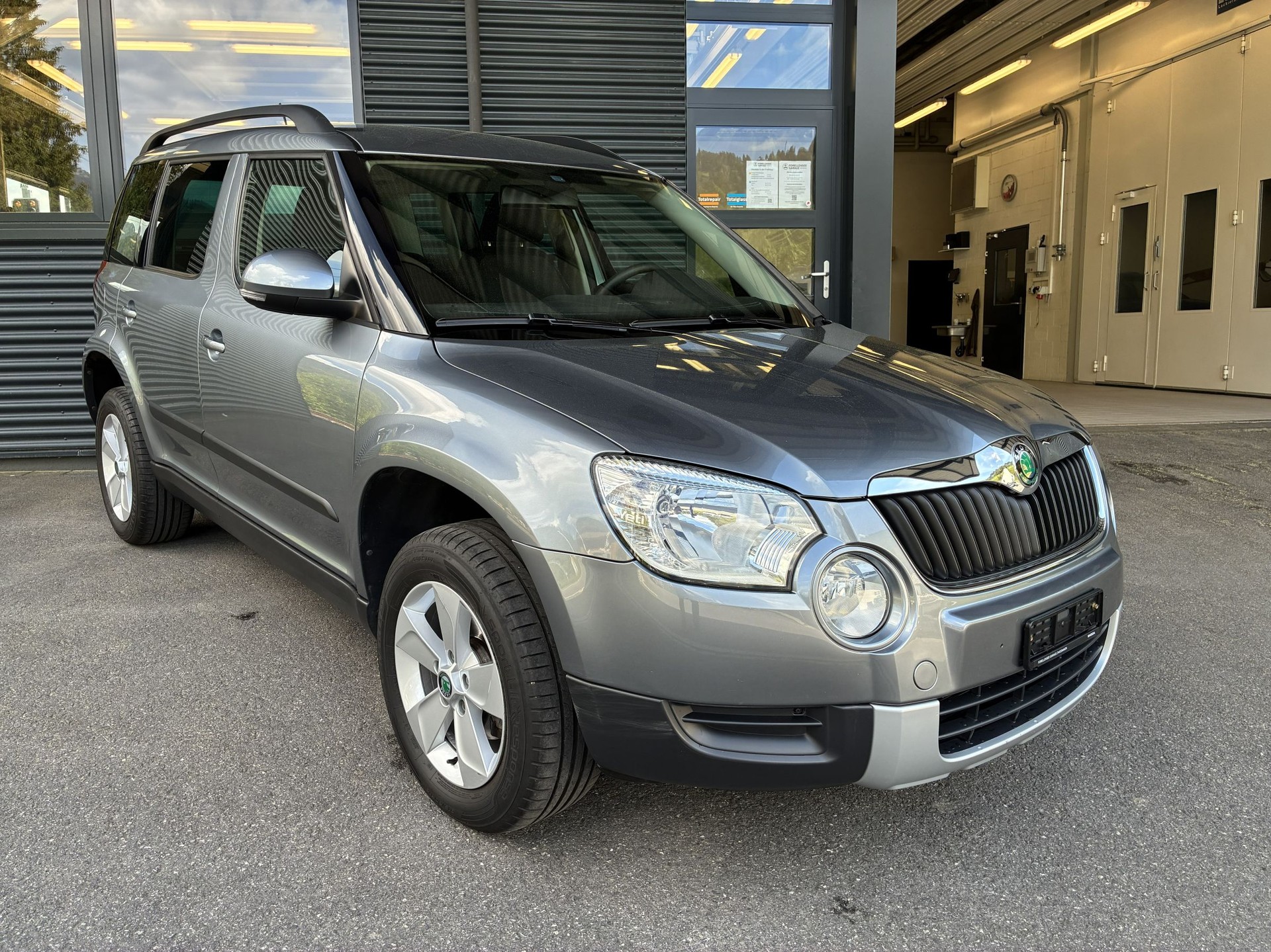 SKODA Yeti 1.8 TSI Active 4x4-image-3