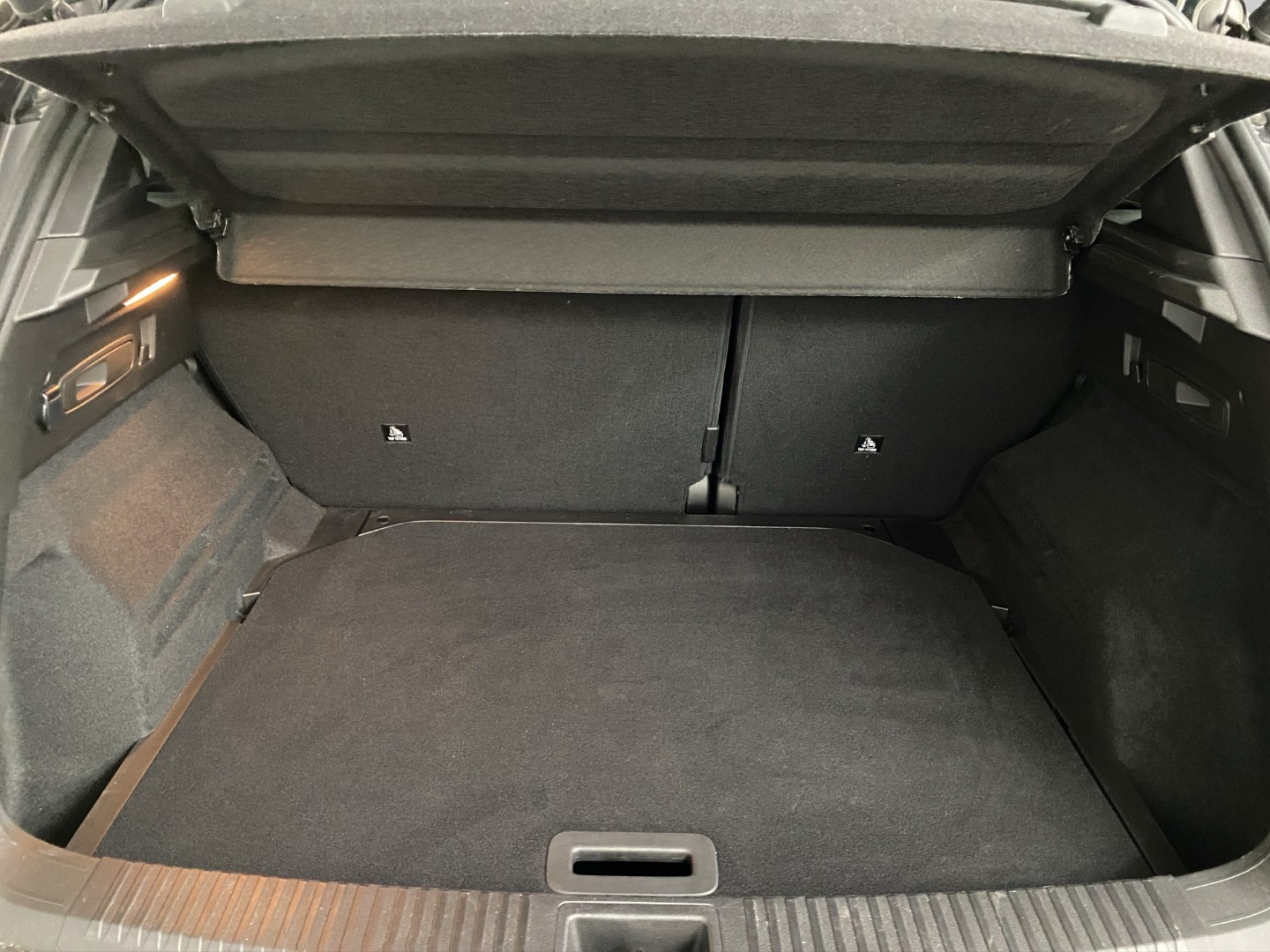 RENAULT Austral 1.2 HEV 200 Iconic Esprit Alpine A-image-24