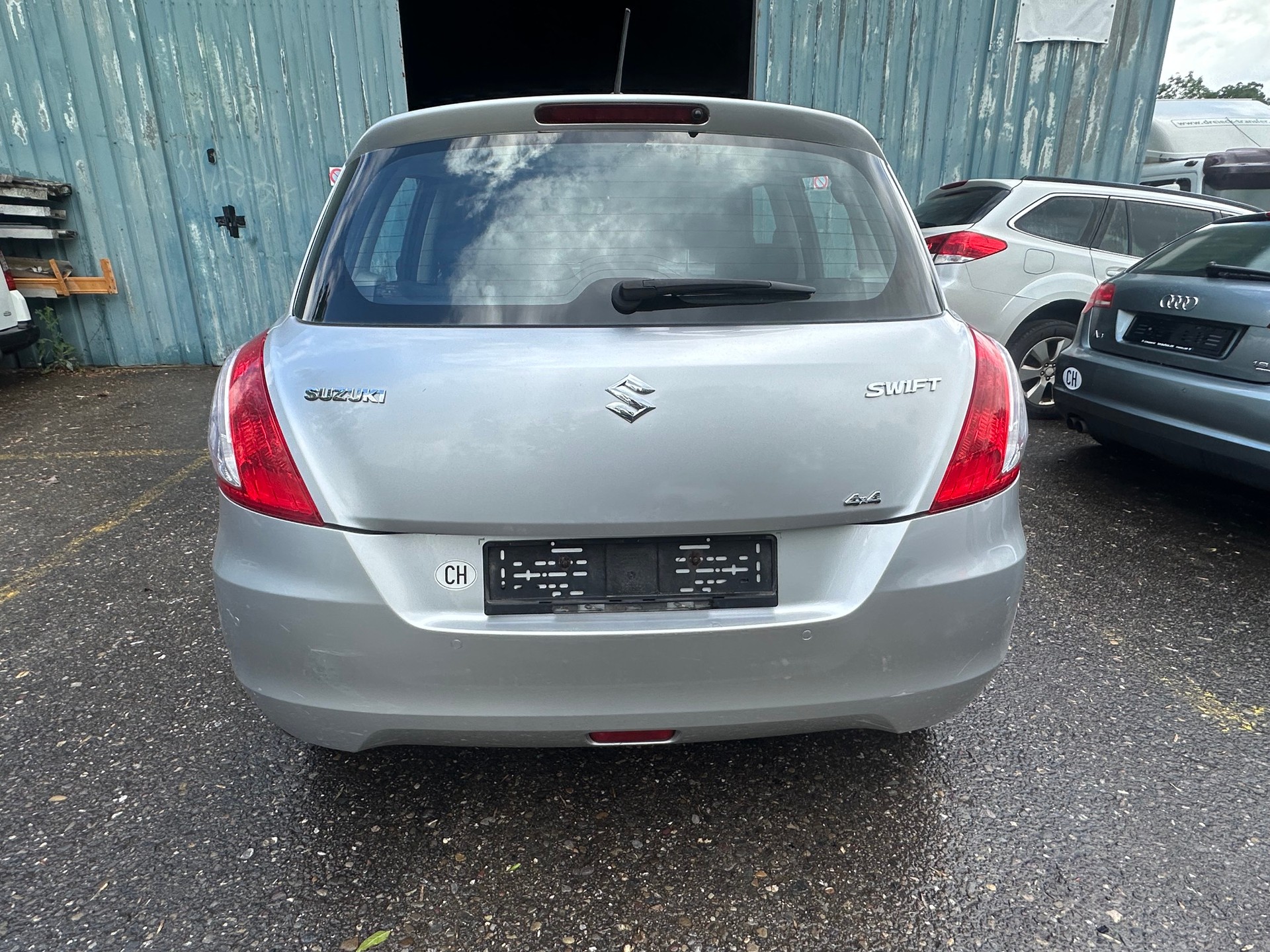 SUZUKI Swift 1.2i 16V GL Top 4x4-image-4
