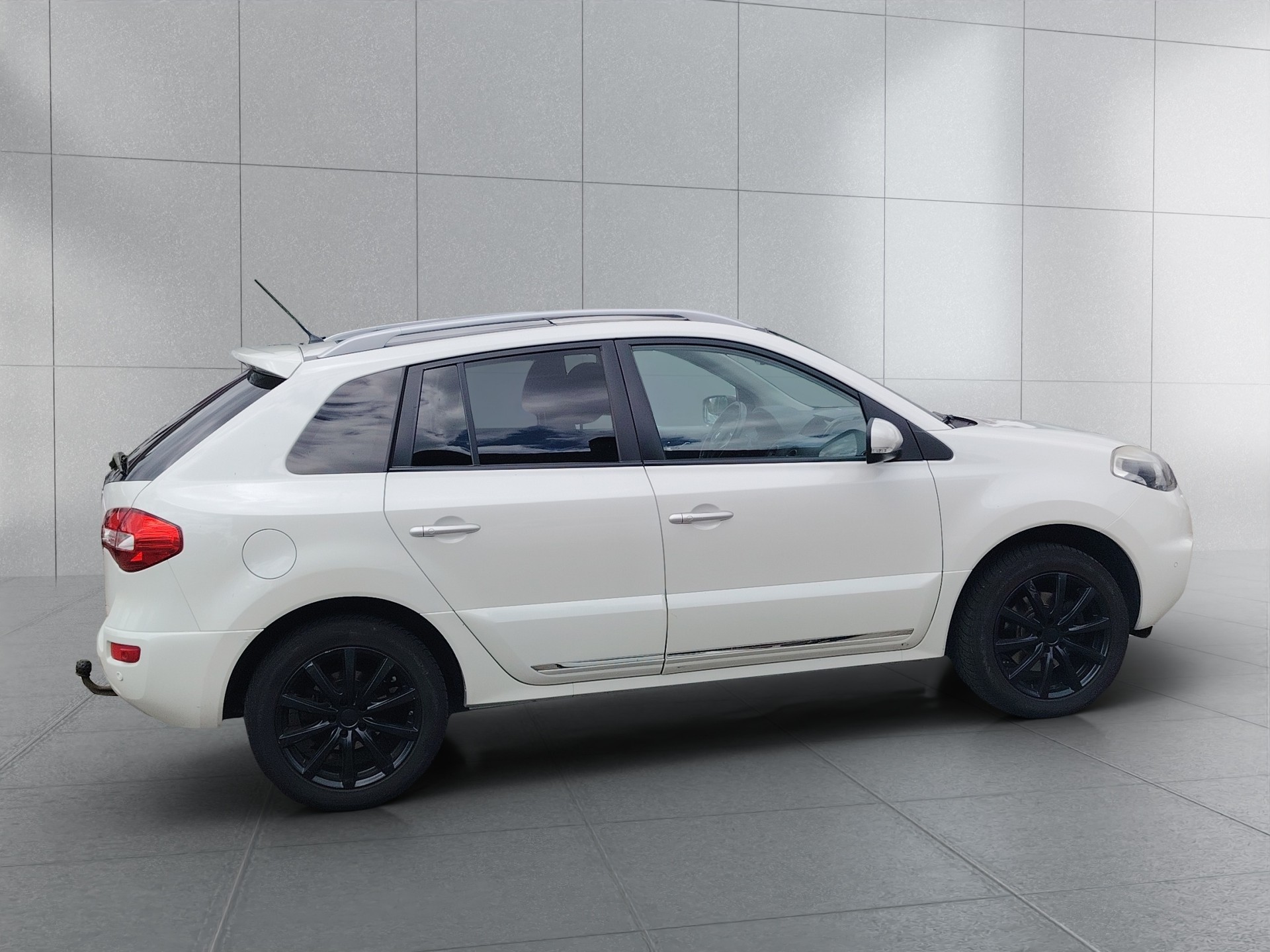 RENAULT Koleos 2.0 dCi Swiss Edition 4x4 Automatic-image-6