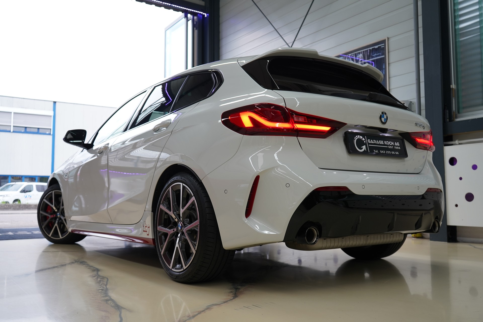 BMW 128ti M Sport Pro Steptronic-image-6