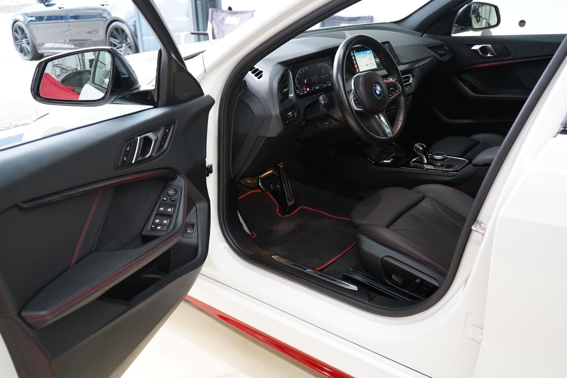 BMW 128ti M Sport Pro Steptronic-image-16