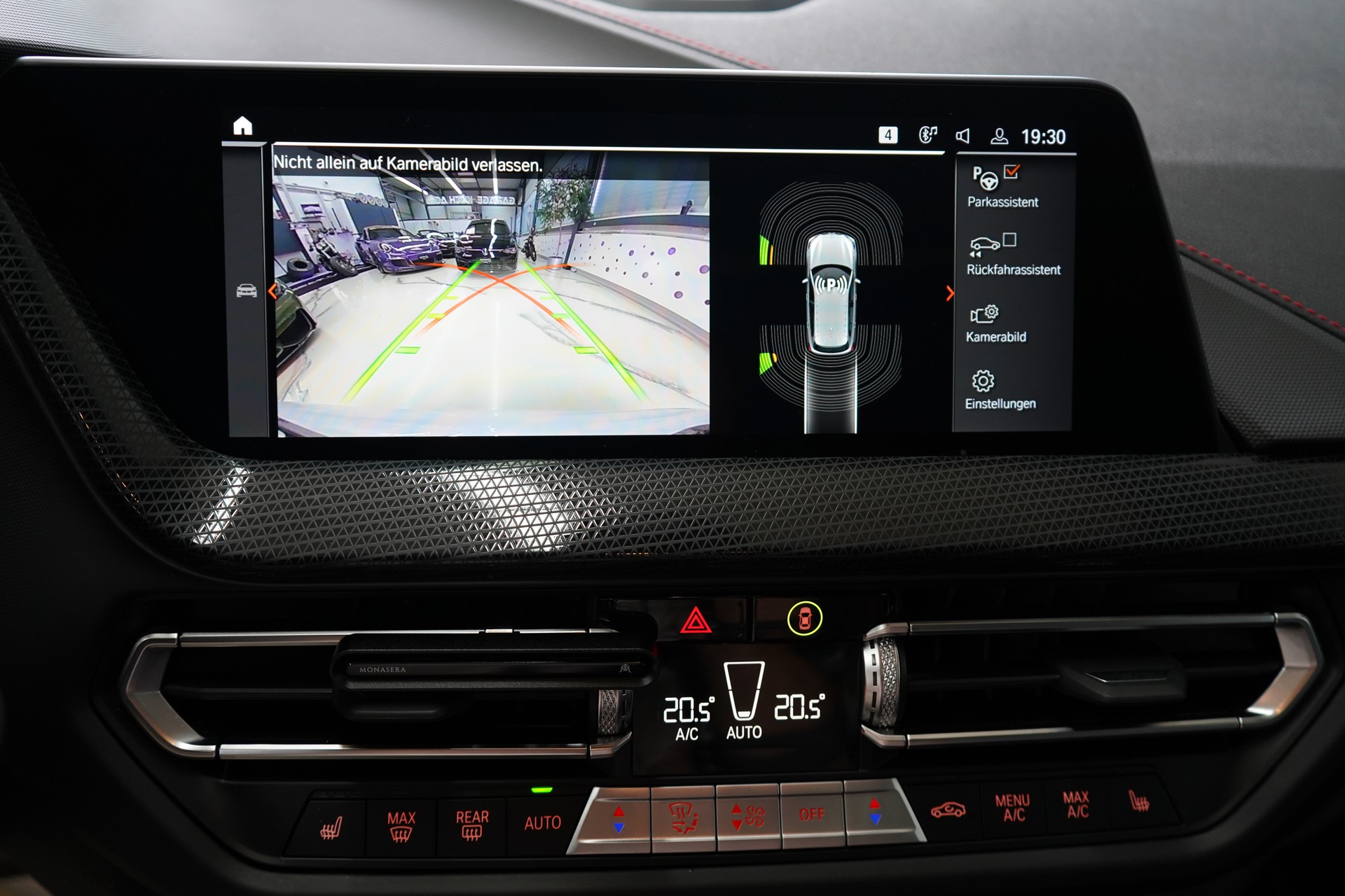BMW 128ti M Sport Pro Steptronic-image-23