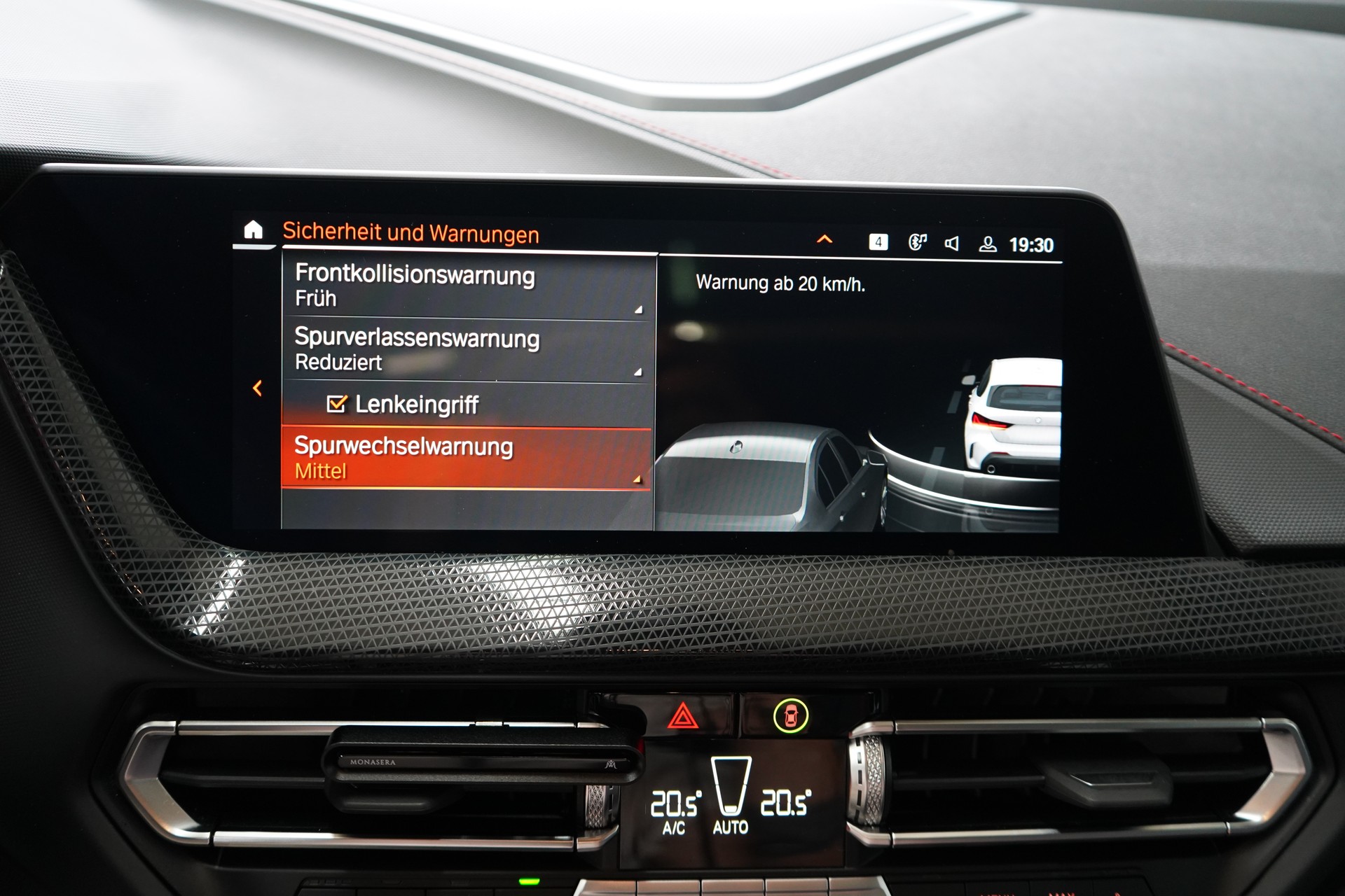 BMW 128ti M Sport Pro Steptronic-image-22