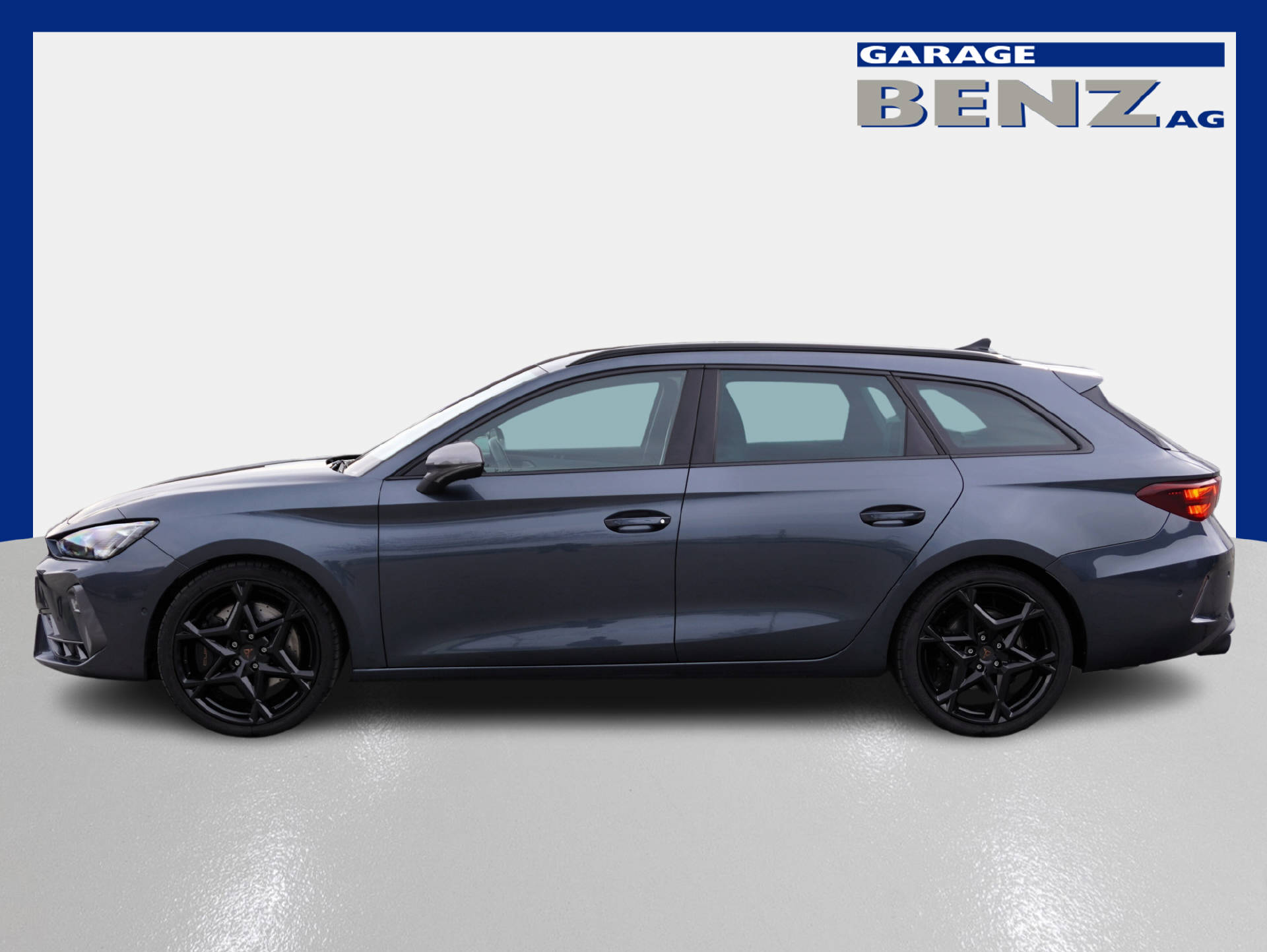 CUPRA Leon ST 2.0 TSI 333 VZ 4Drive DSG-showroom-element-3