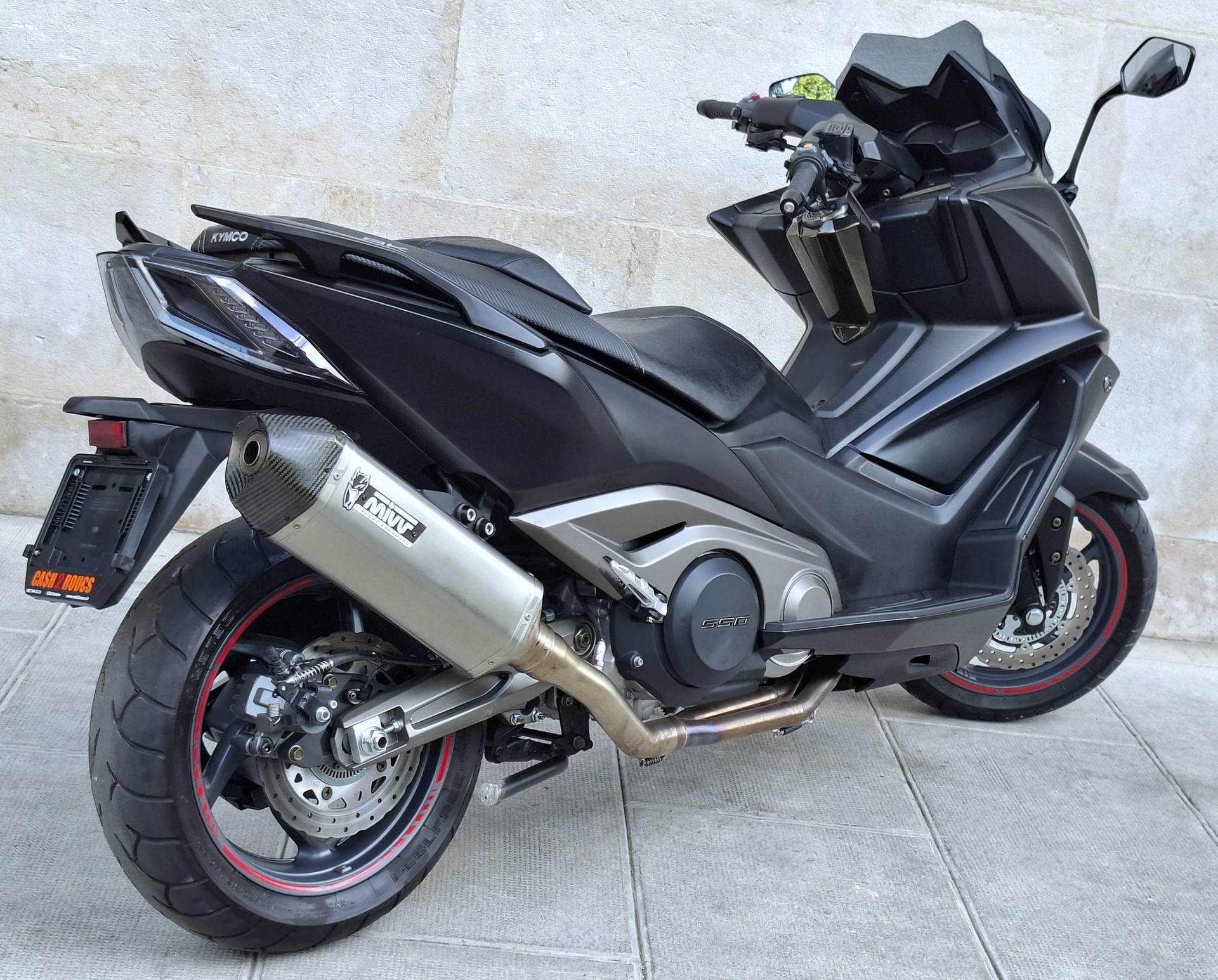 KYMCO AK 550i ABS-image-4