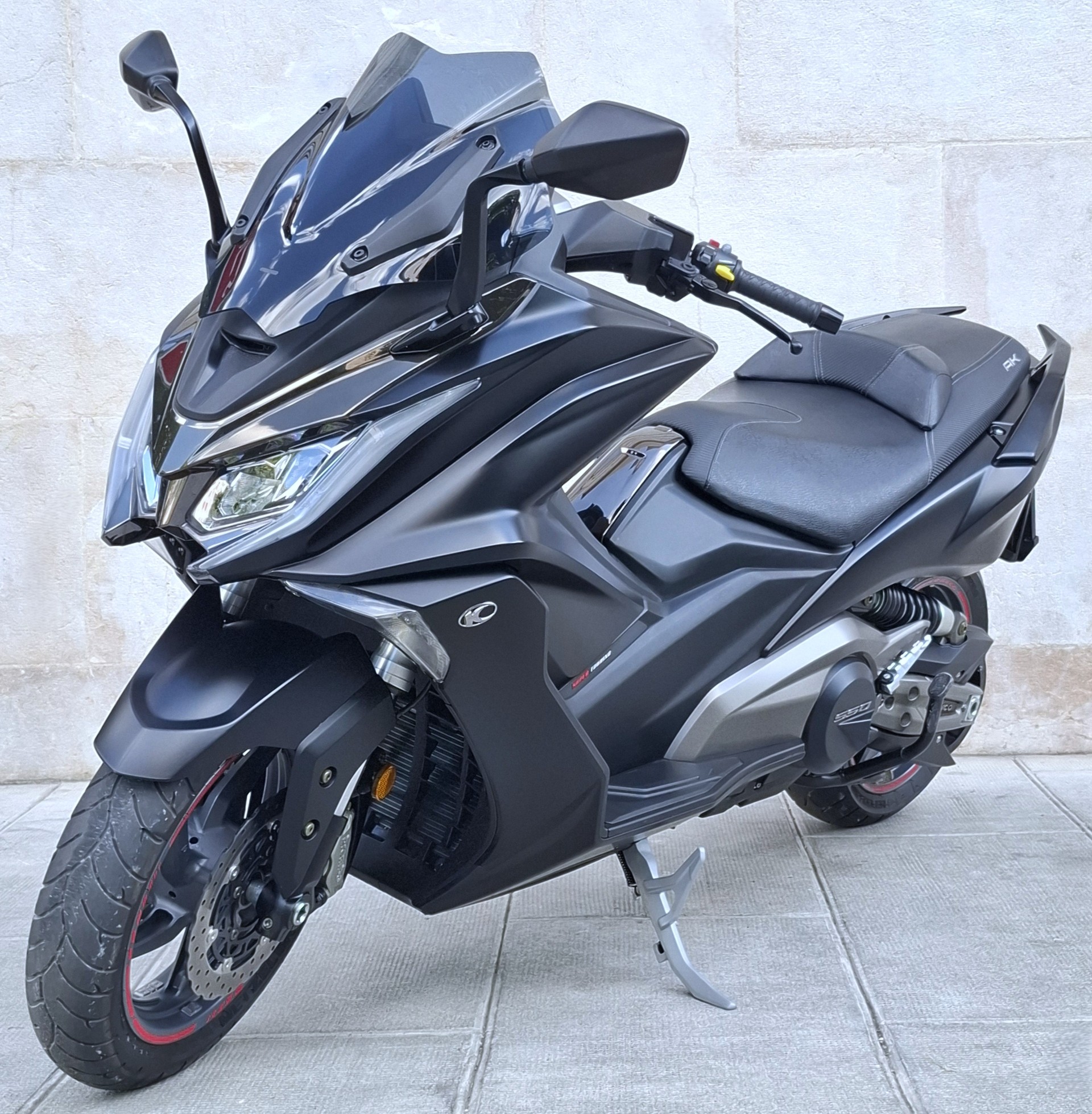 KYMCO AK 550i ABS-image-3