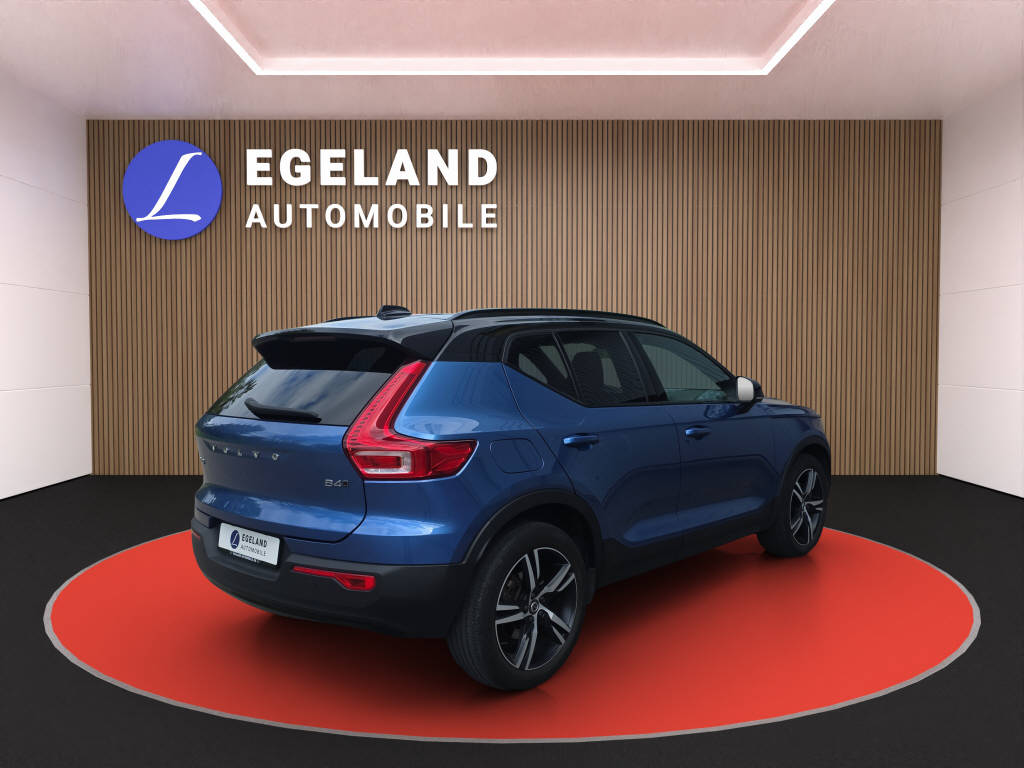 VOLVO XC40 2.0 B4 MH R-Design AWD-showroom-element-3