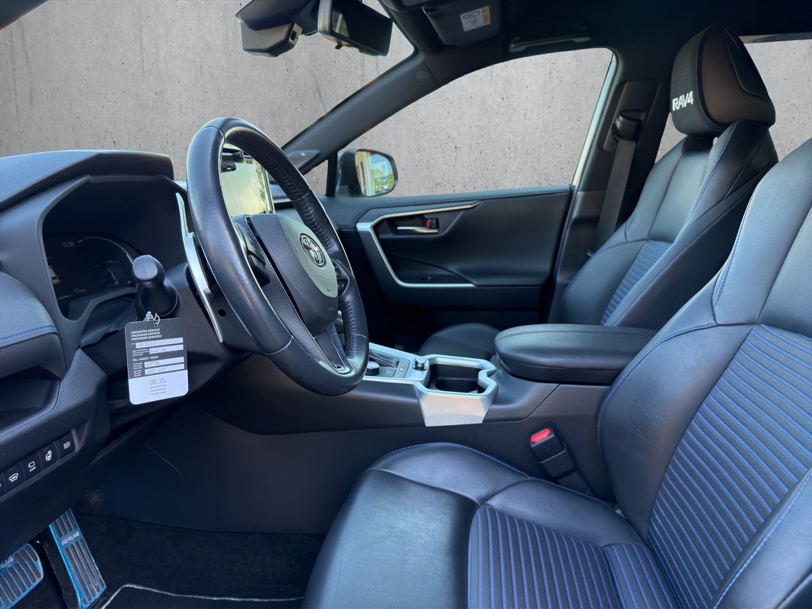 TOYOTA RAV4 2.5 HEV Style-image-8
