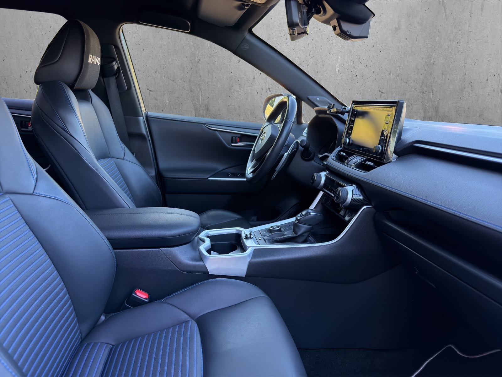 TOYOTA RAV4 2.5 HEV Style-image-9