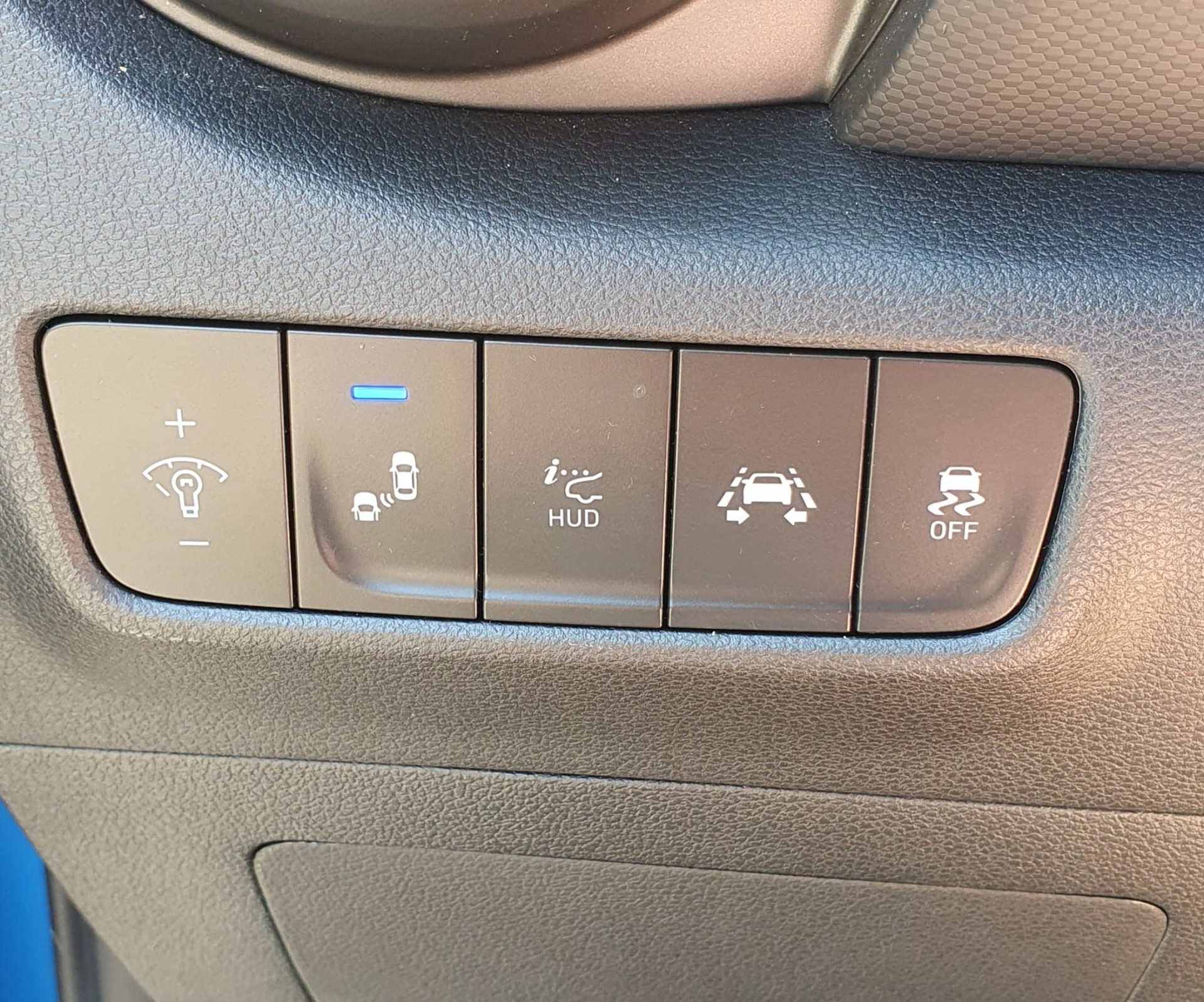 HYUNDAI Kona 1.6 T-GDi Vertex 4WD Automat-image-16
