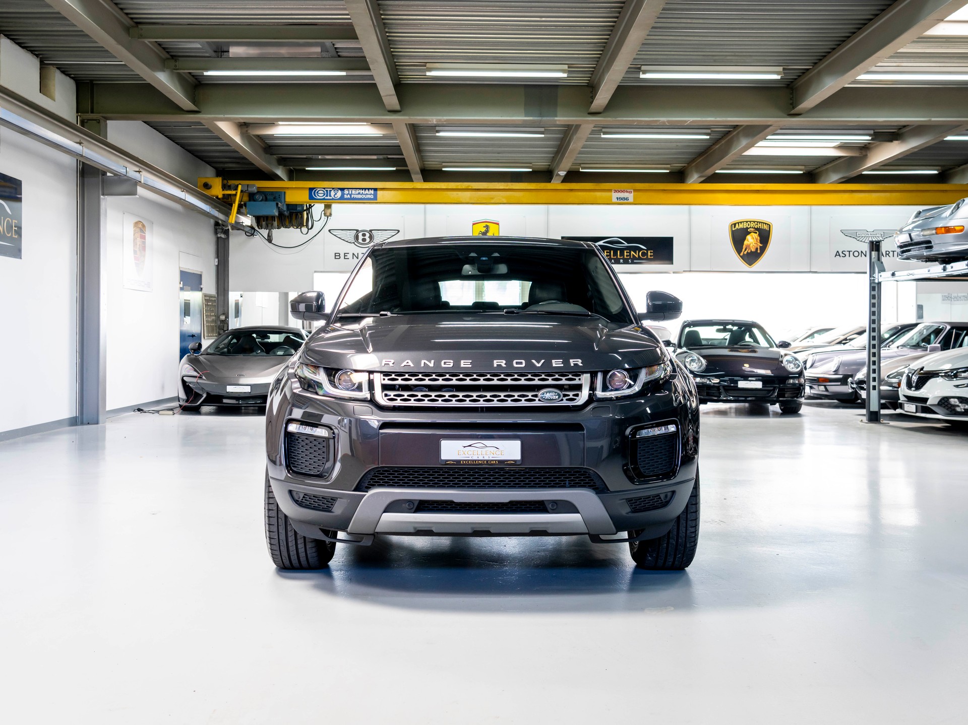 LAND ROVER Range Rover Evoque 2.0 Si4 SE Advantage AT9-showroom-element-1