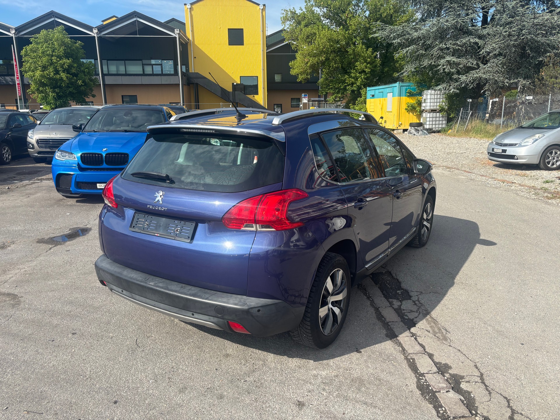 PEUGEOT 2008 1.2 PureTech Active-image-5