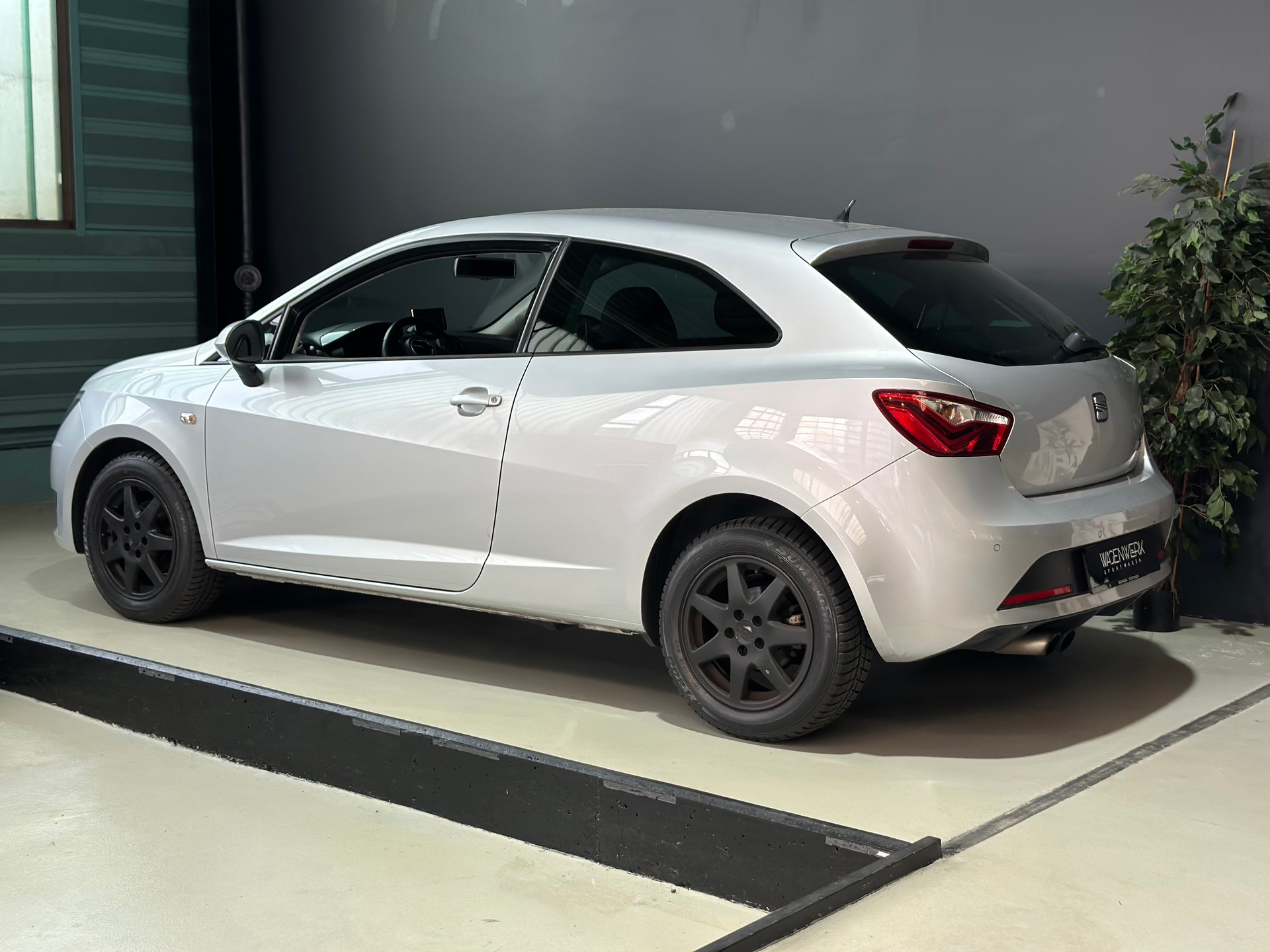 SEAT Ibiza SC 1.2 TSI FR DSG-image-6