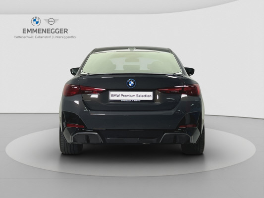 BMW i4 xDrive 40 M Sport Pro-showroom-element-3