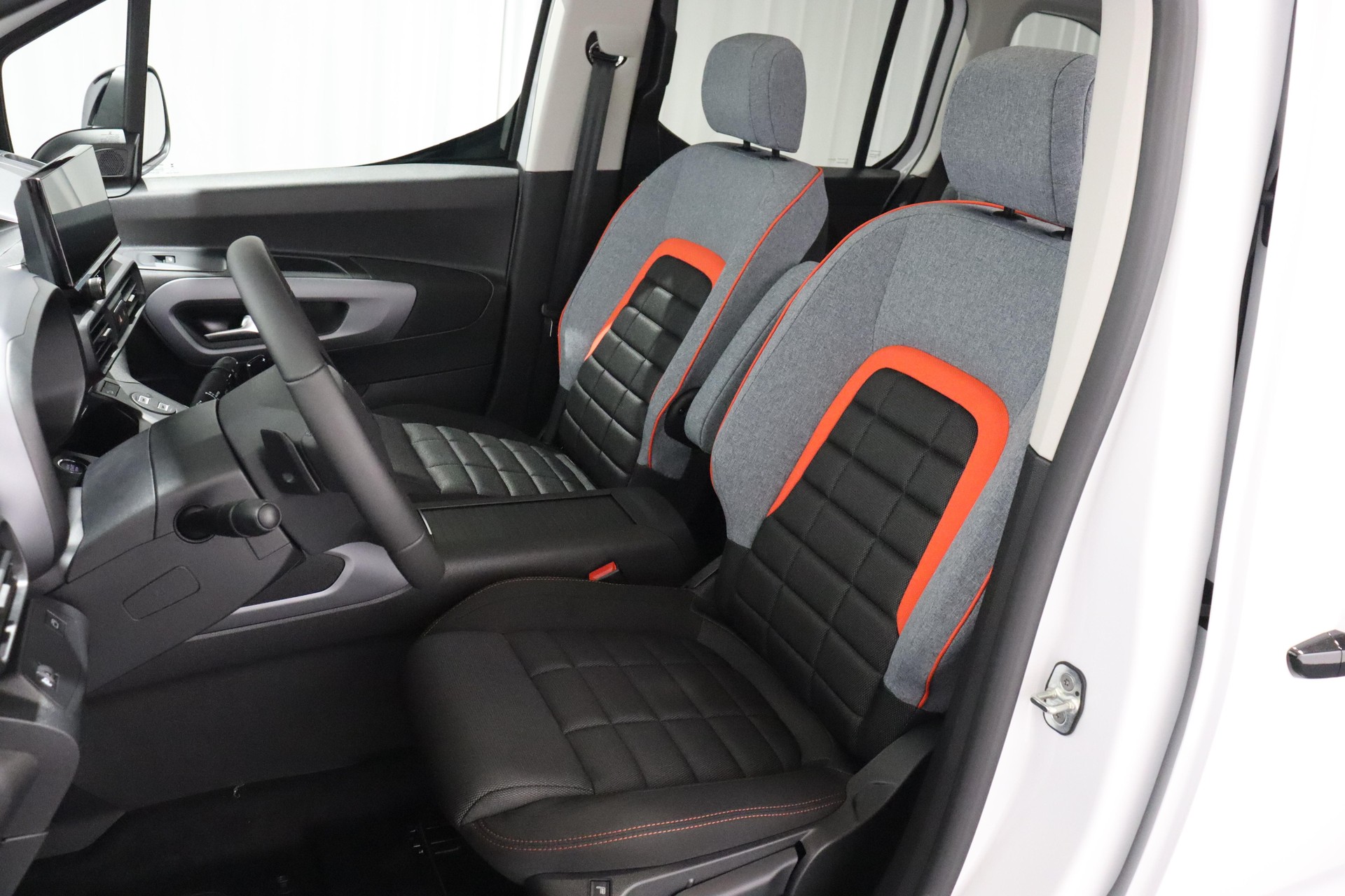 CITROEN Berlingo 1.5 BlueHDi 130 Max-showroom-element-3